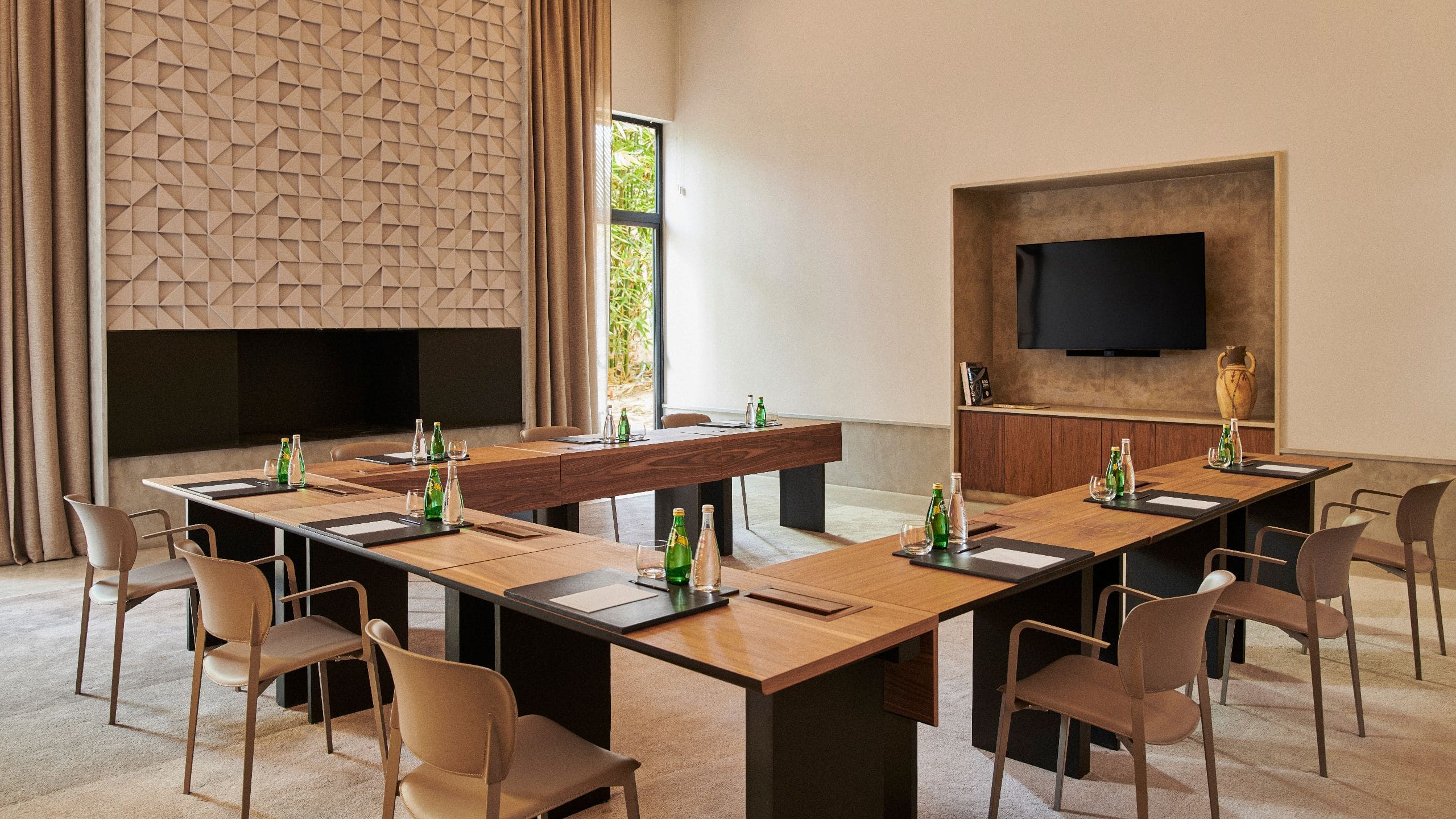 Park Hyatt Marrakech Meeting Residence Meeting Room U-Shape Chimney