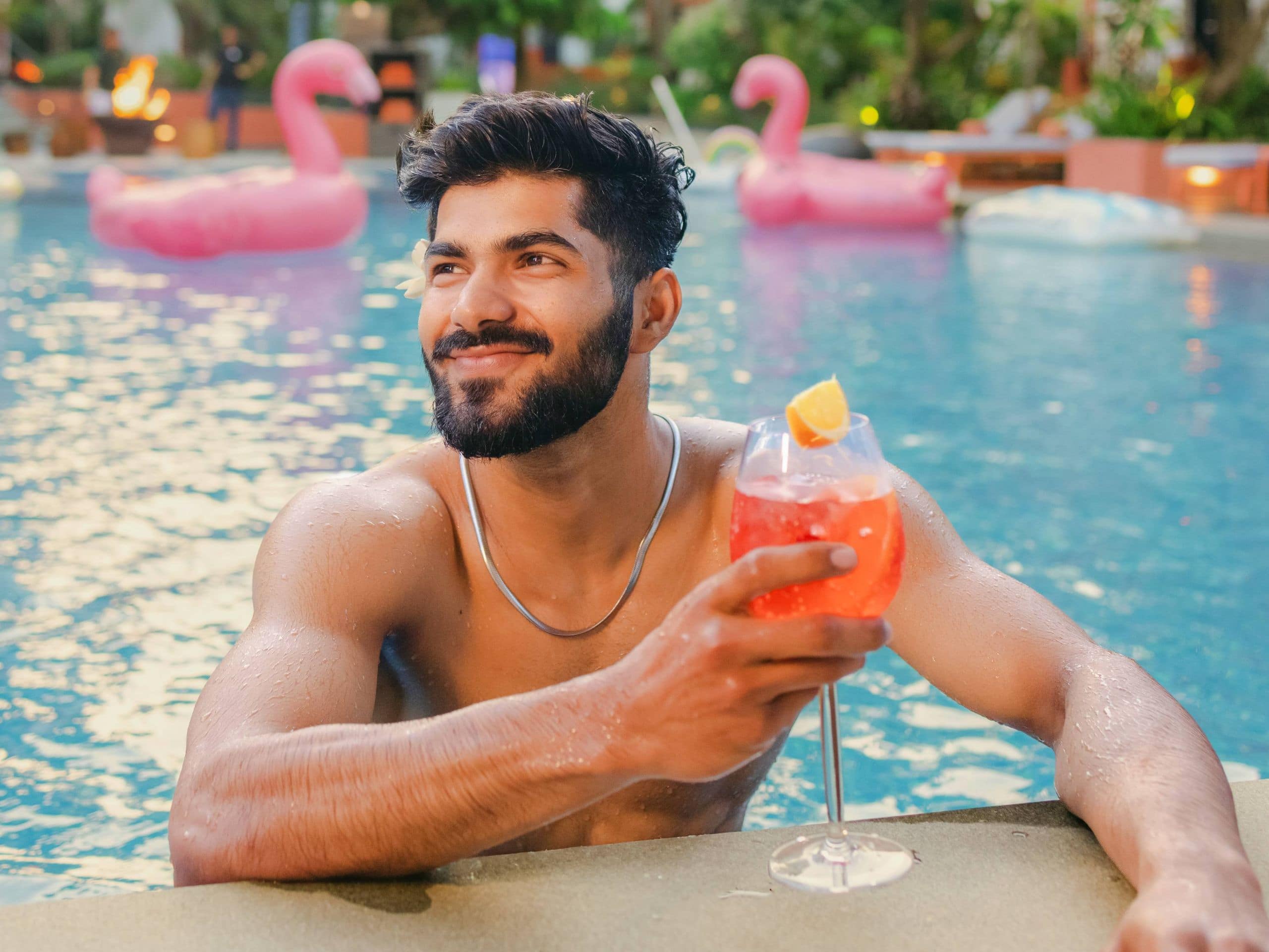 Ronil Goa Man Swimup Bar Cocktail