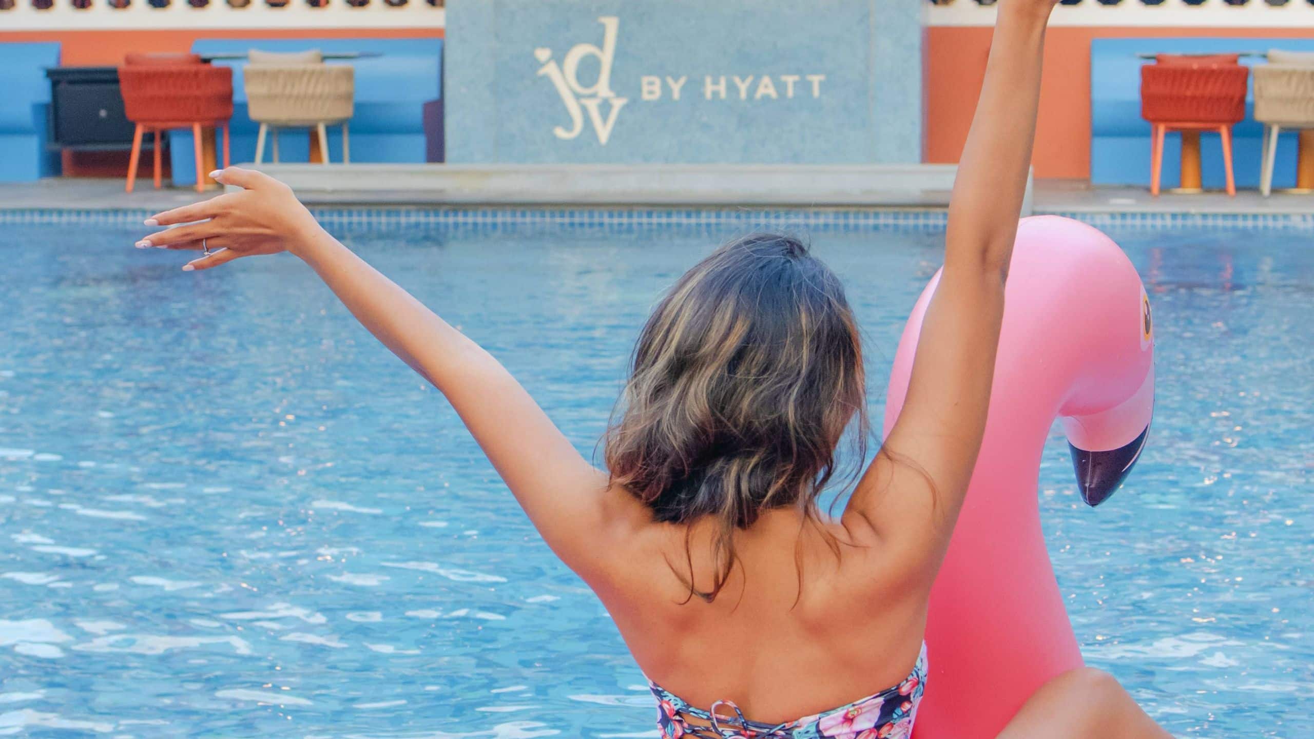 Ronil Goa Woman Energy Pool Float