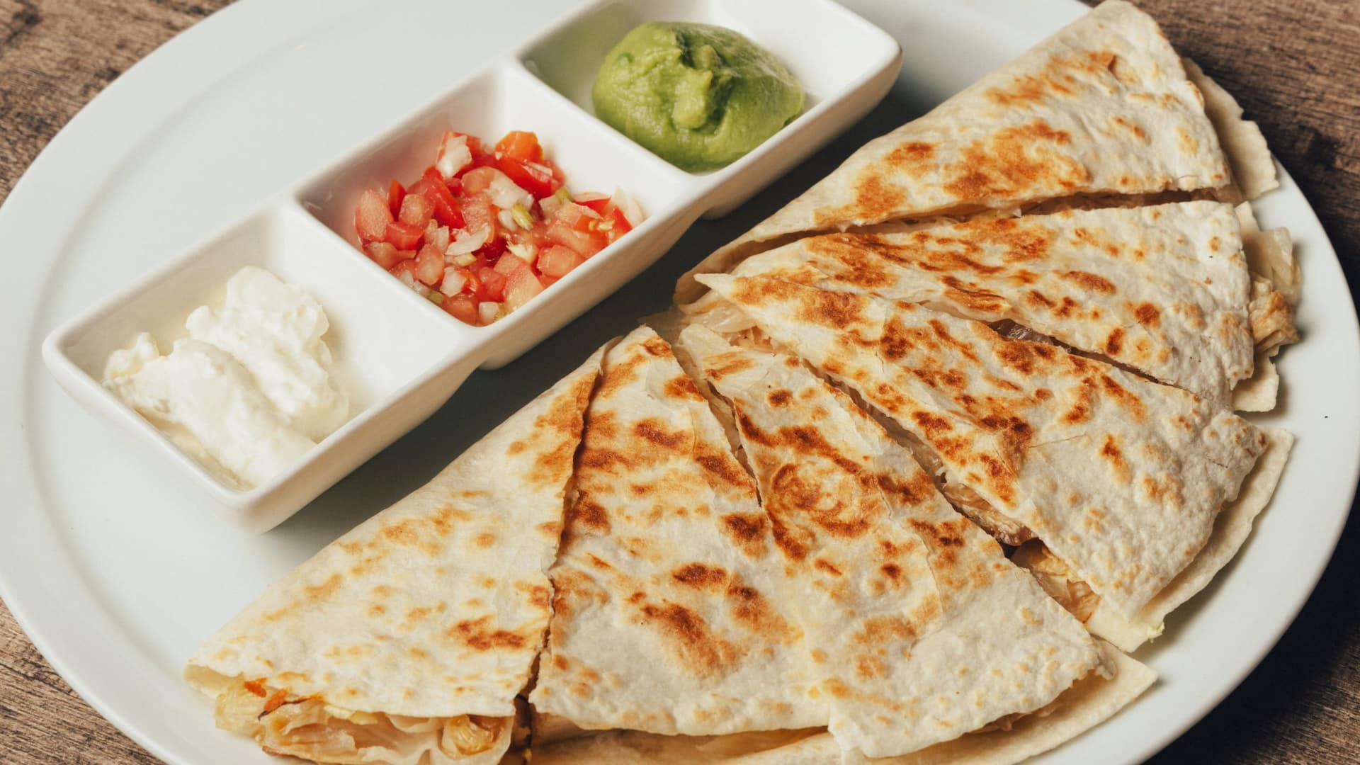 Grand Hyatt Taipei Smoked Chicken Quesadilla