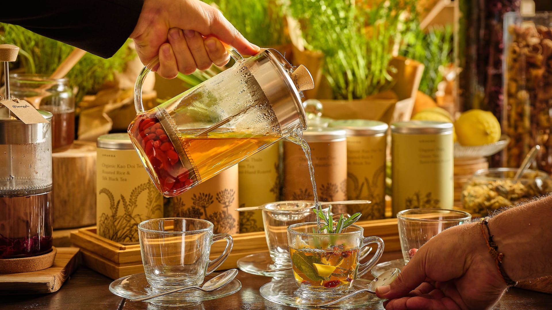 2 of 3 Global Herbal Tea Pouring Action