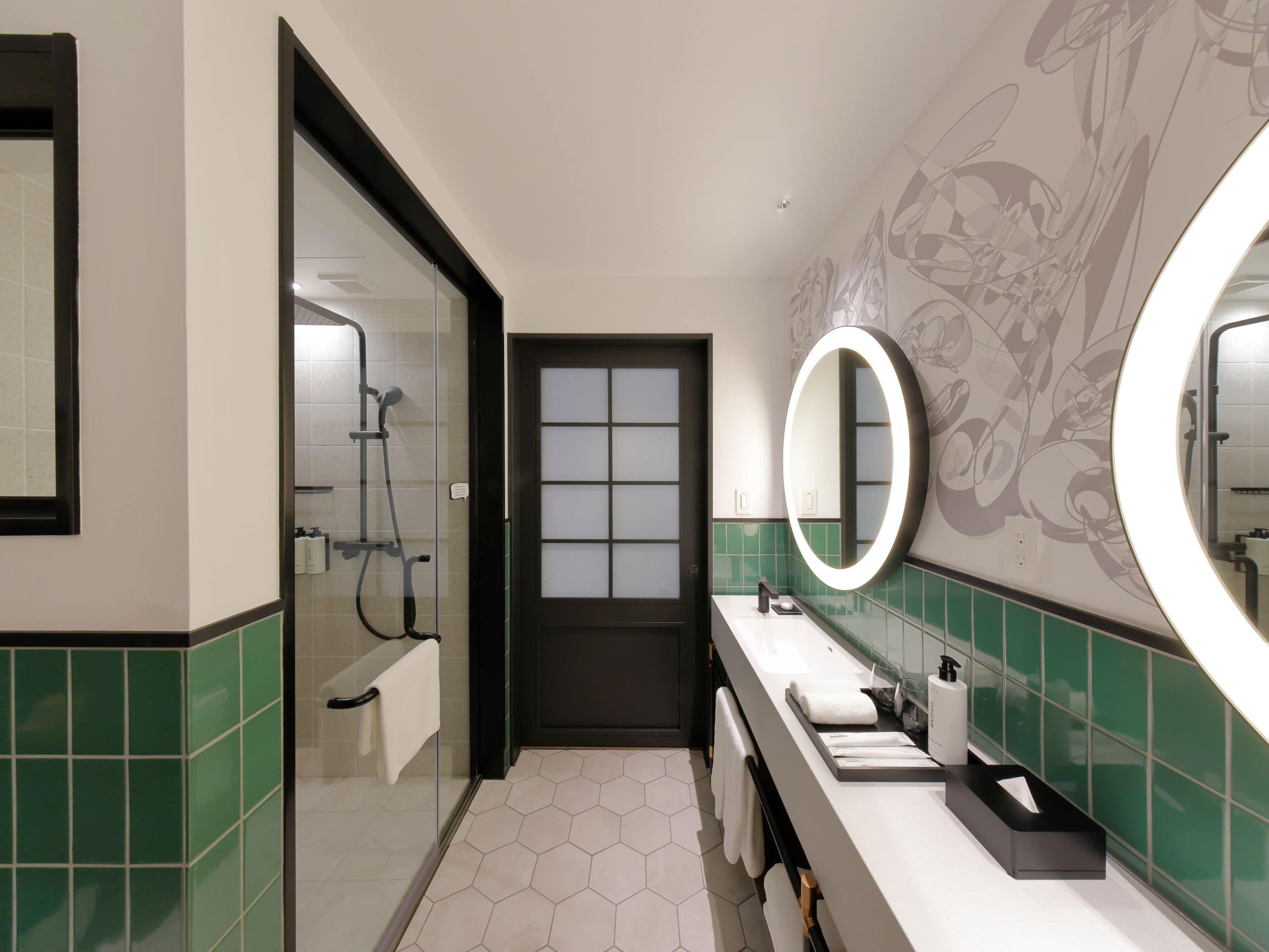 Caption by Hyatt Namba Osaka Deluxe Bathroom Green Sink Shower Door