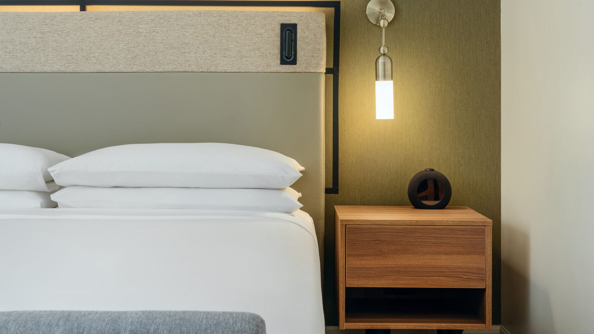 Hyatt Regency Panama City King Bed Guestroom Nightstand