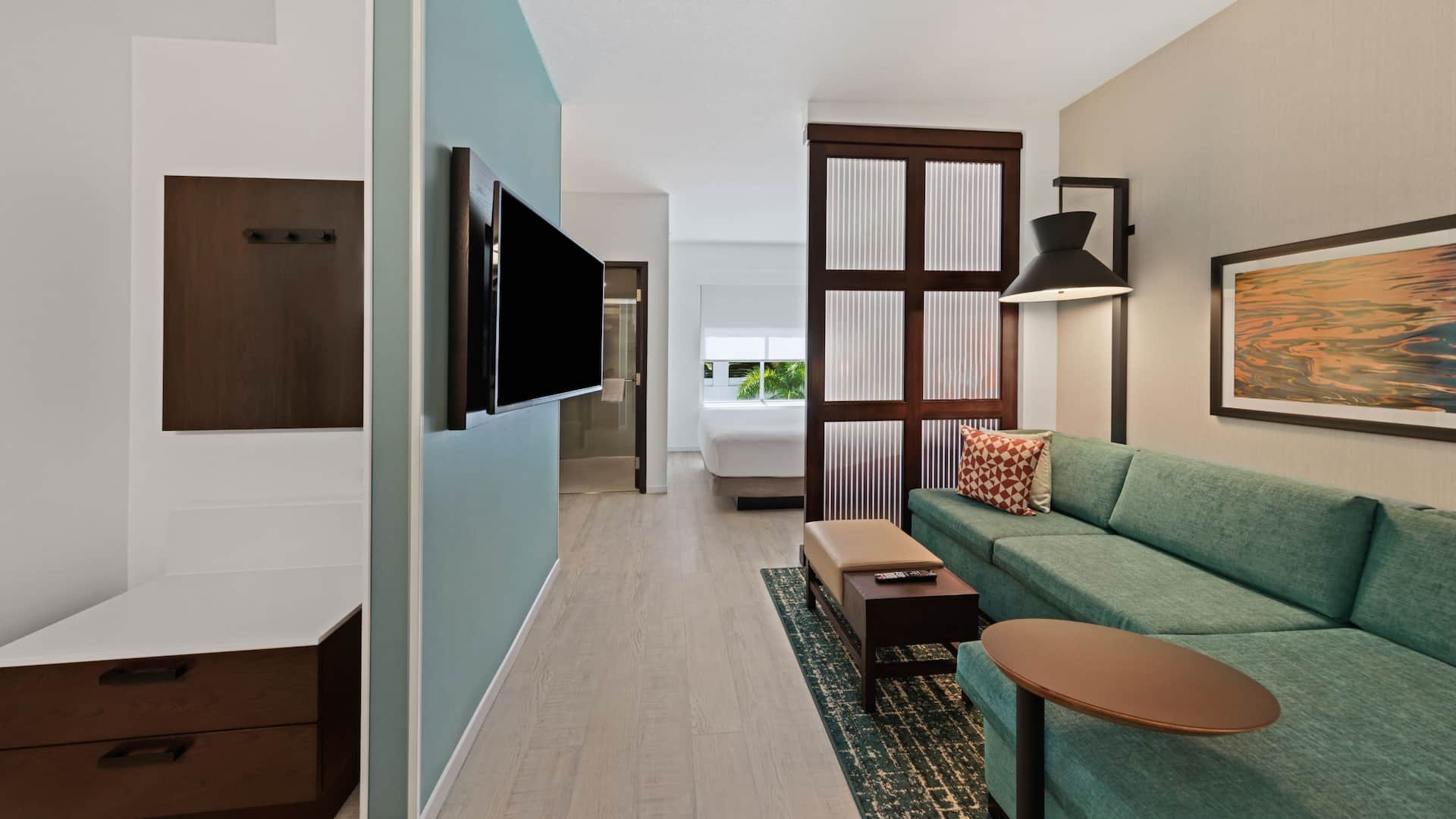 Hyatt Place West Palm Beach/Downtown King Living Space