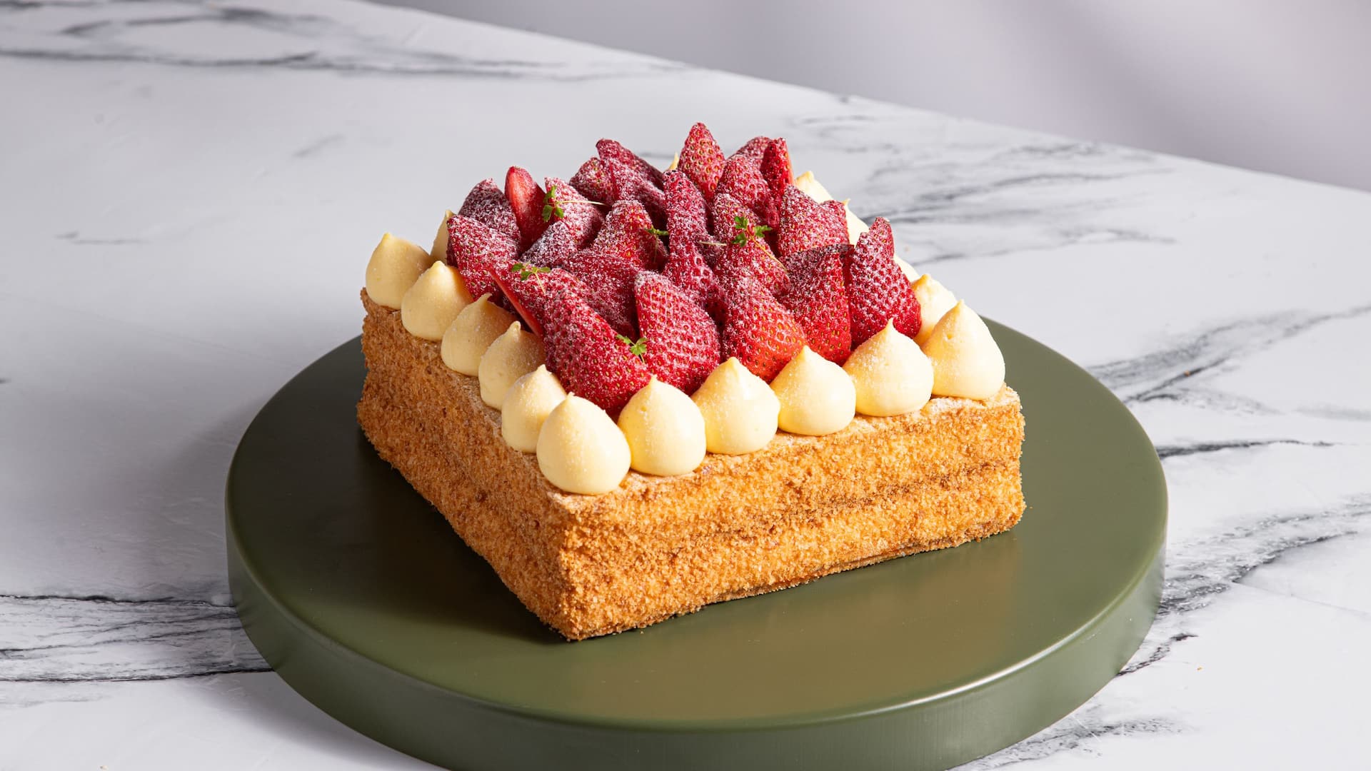 第 1，共 1 Hyatt Regency Hong Kong, Tsim Sha Tsui Cafe Strawberry Mille Feuille
