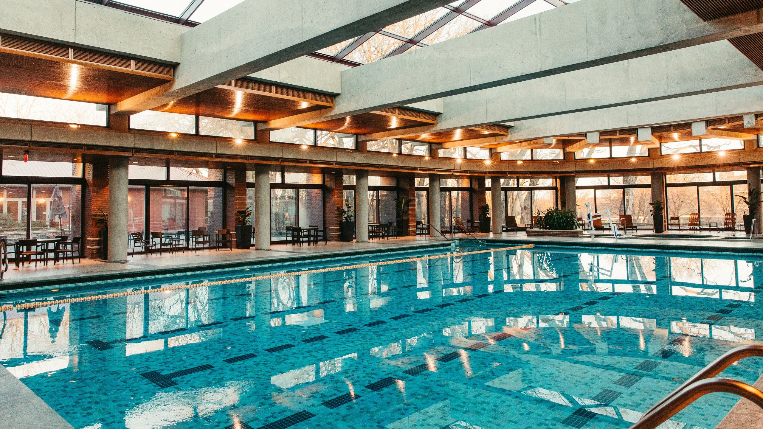 Hyatt Lodge Oak Brook Chicago Pool Side View