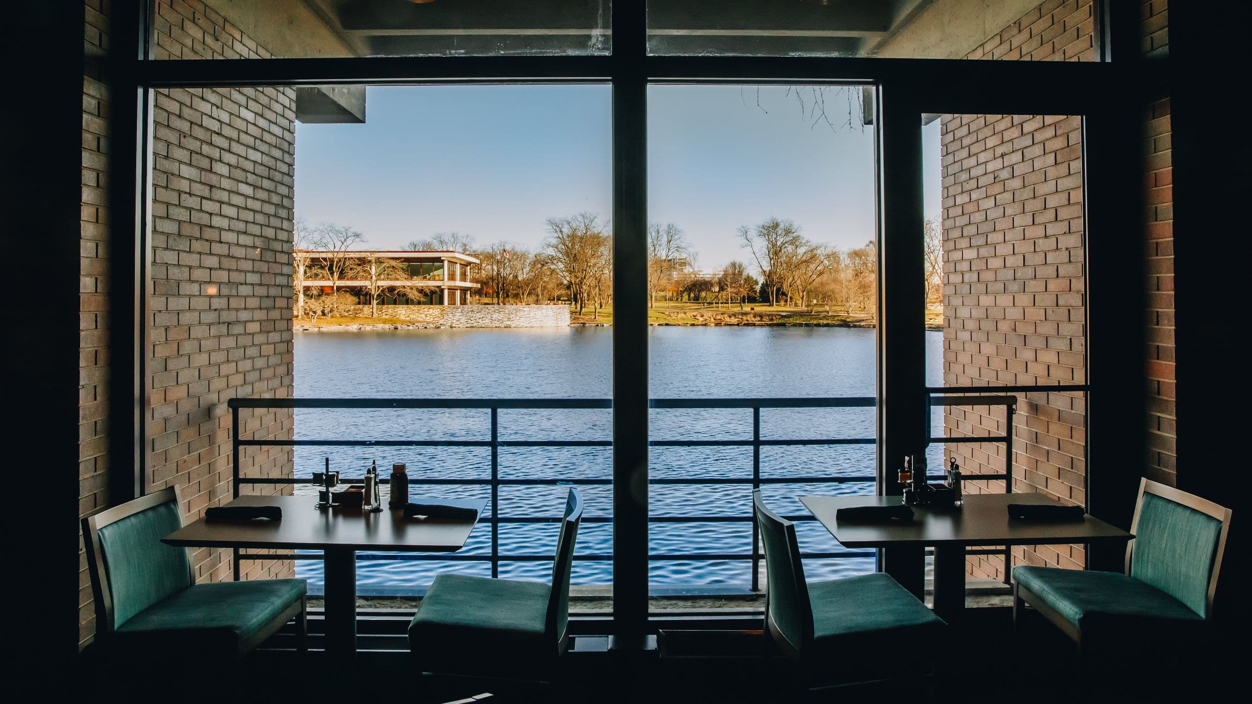 Hyatt Lodge Oak Brook Chicago Waters Edge View