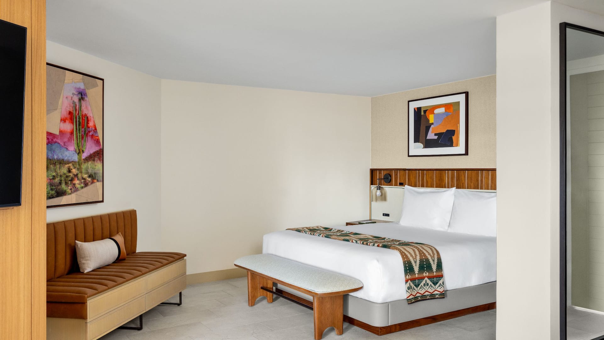 Hyatt Regency Scottsdale Resort & Spa at Gainey Ranch Palm Suite Bed Seating