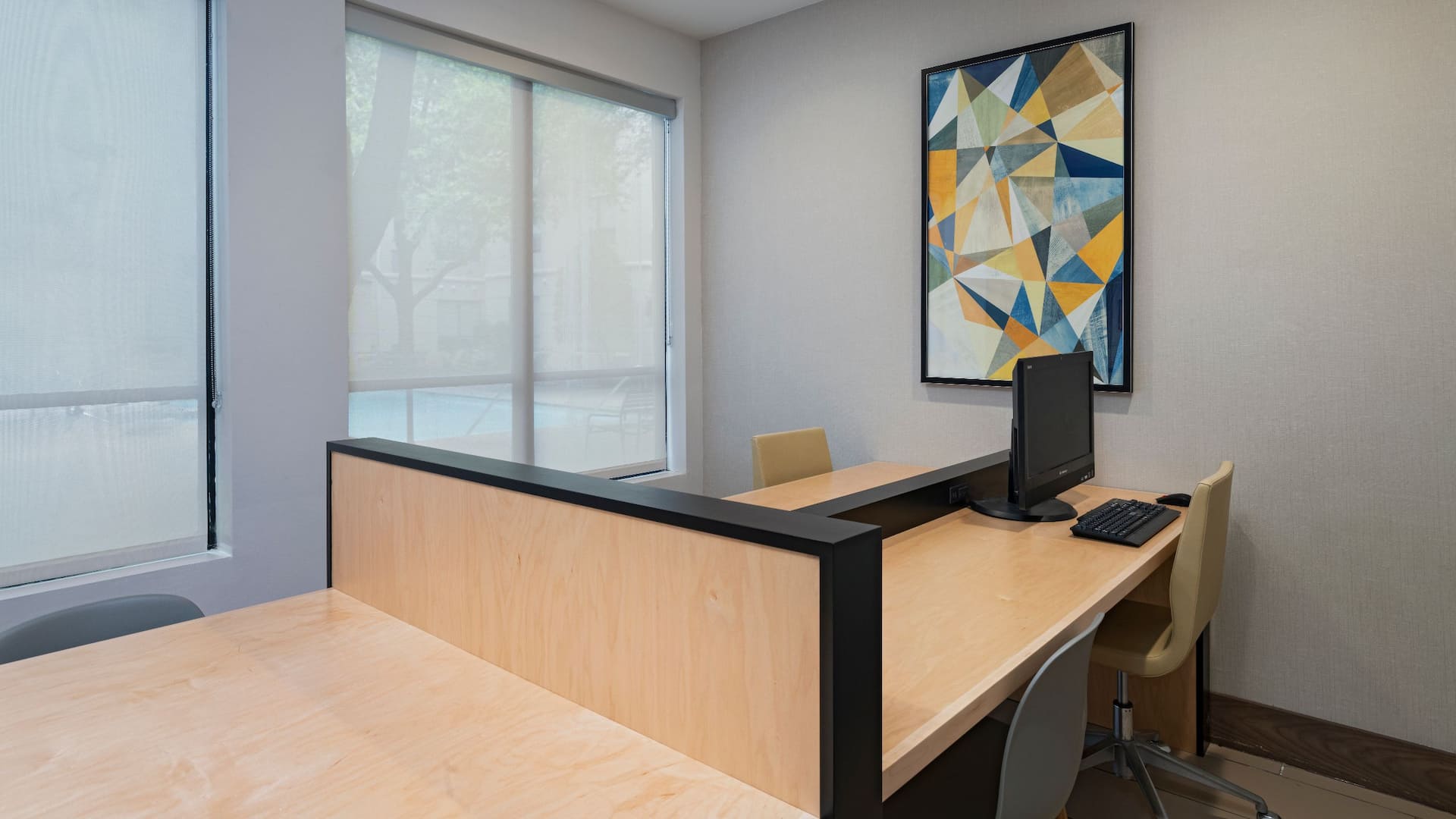 Hyatt House Dallas/Uptown Business Services