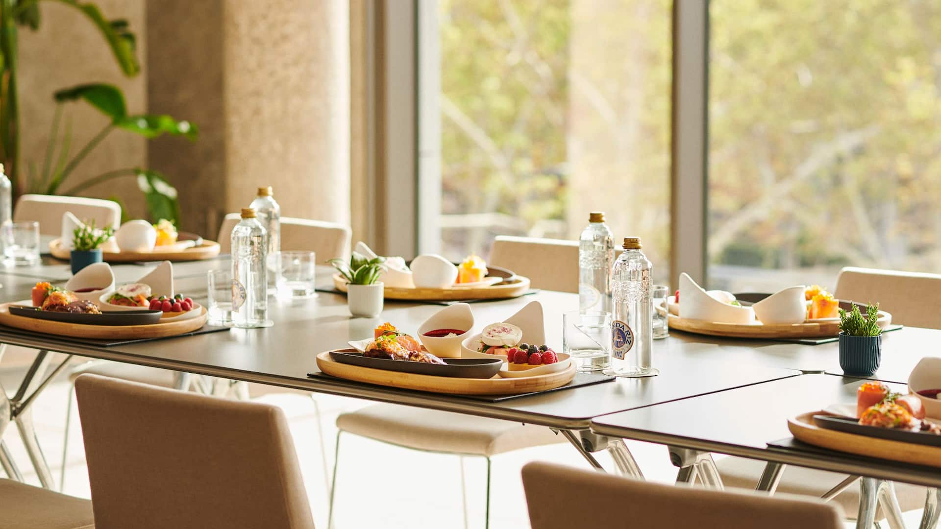 Grand Hyatt Barcelona Apartment C Boardroom Bentobox Close Up