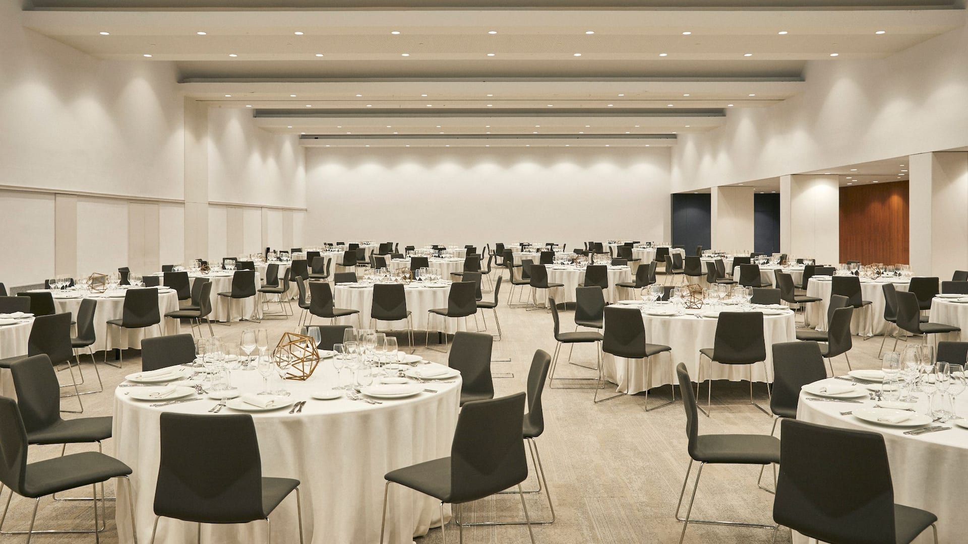 Grand Hyatt Barcelona Living General View