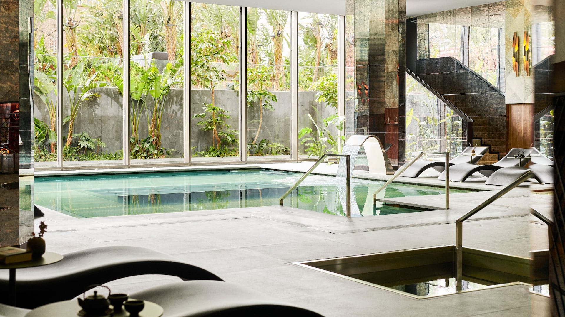 4 of 8 Grand Hyatt Barcelona Spa Left View