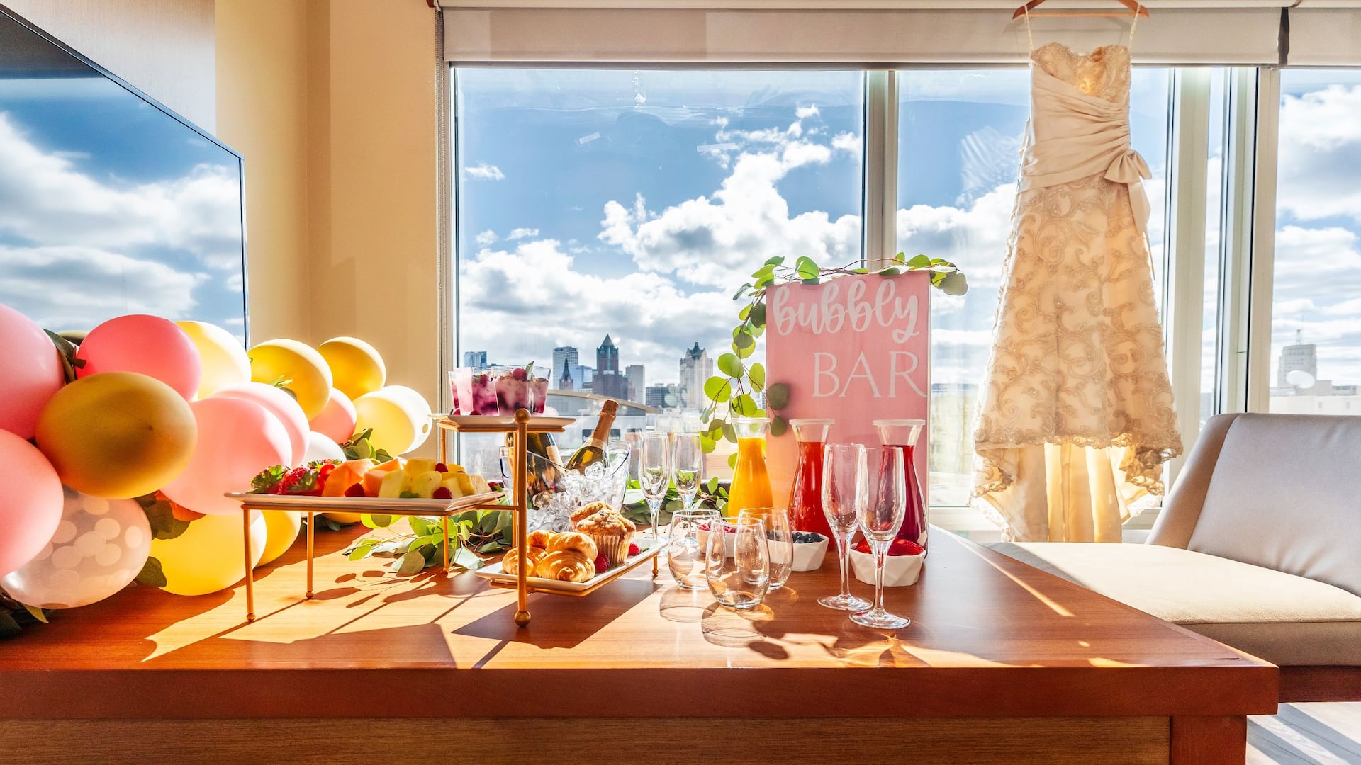 Hyatt Place Milwaukee Downtown Bridal Suite