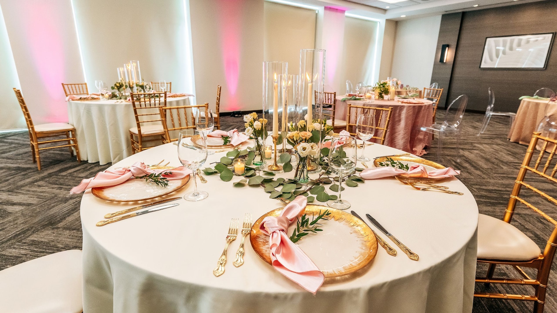 Hyatt Place Milwaukee Downtown Wedding Reception