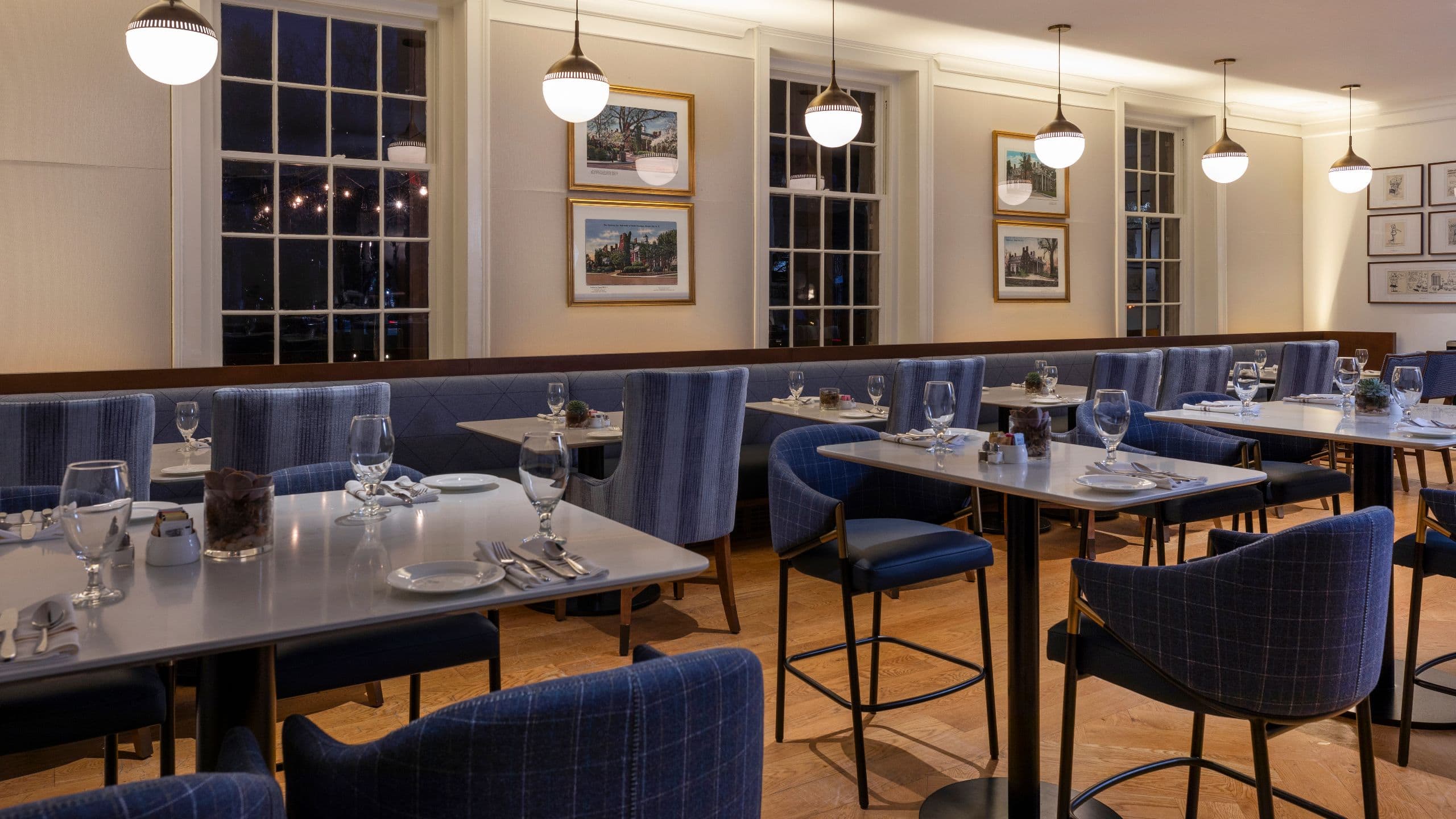 The Carolina Inn Crossroads Bar Seating