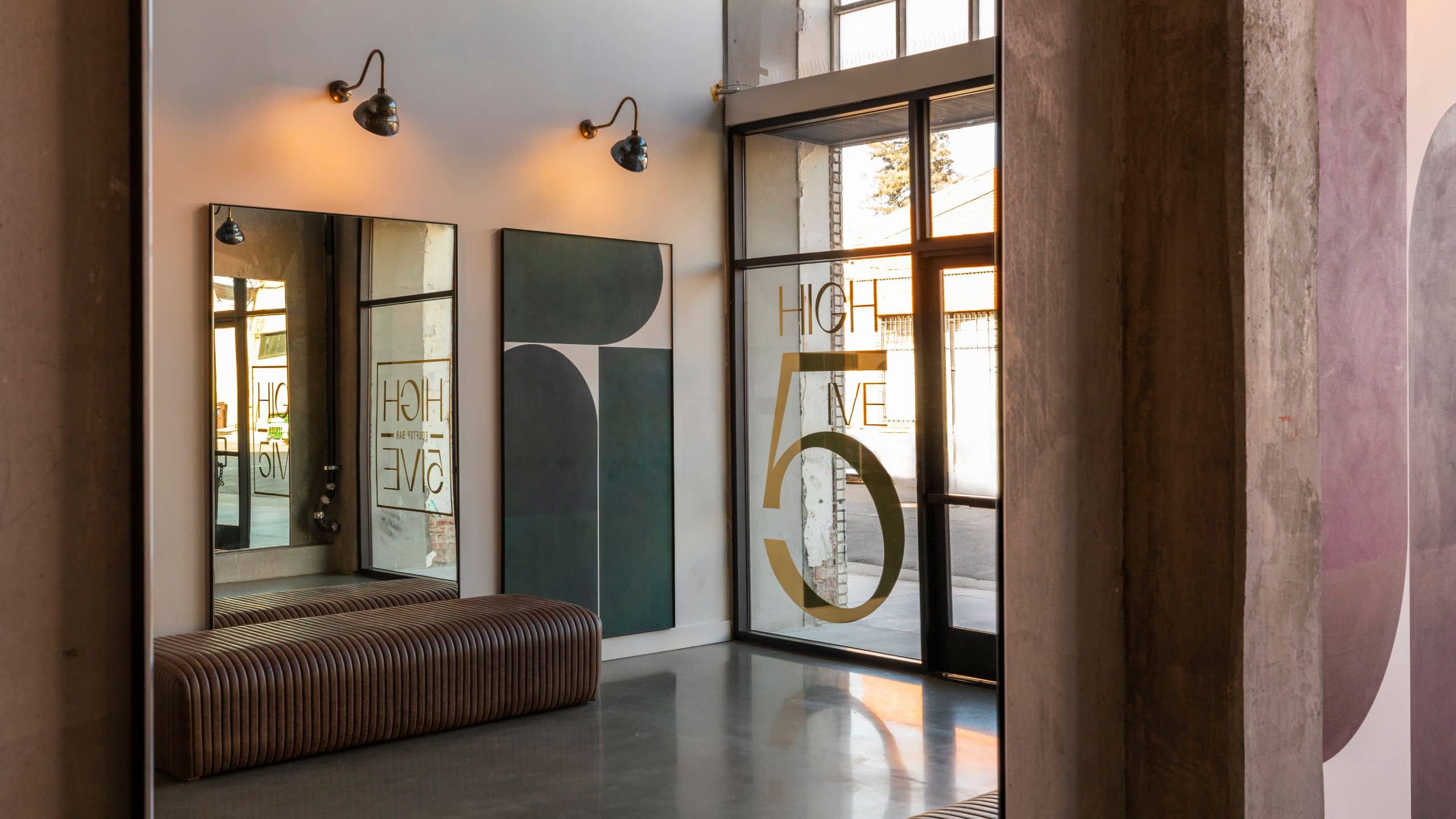 Kissel Uptown Oakland High5ive Entrance