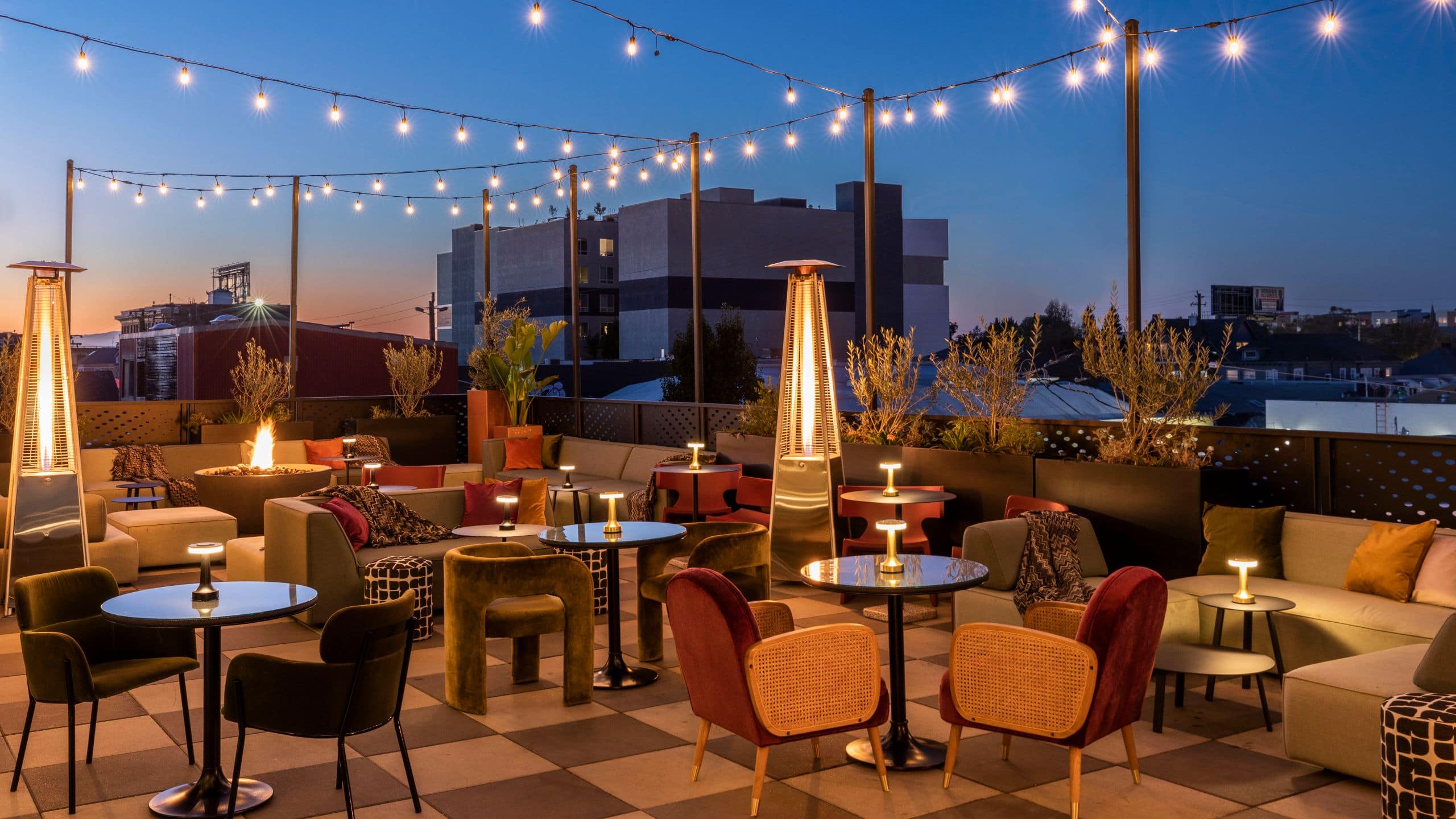 Kissel Uptown Oakland High5ive Terrace Night