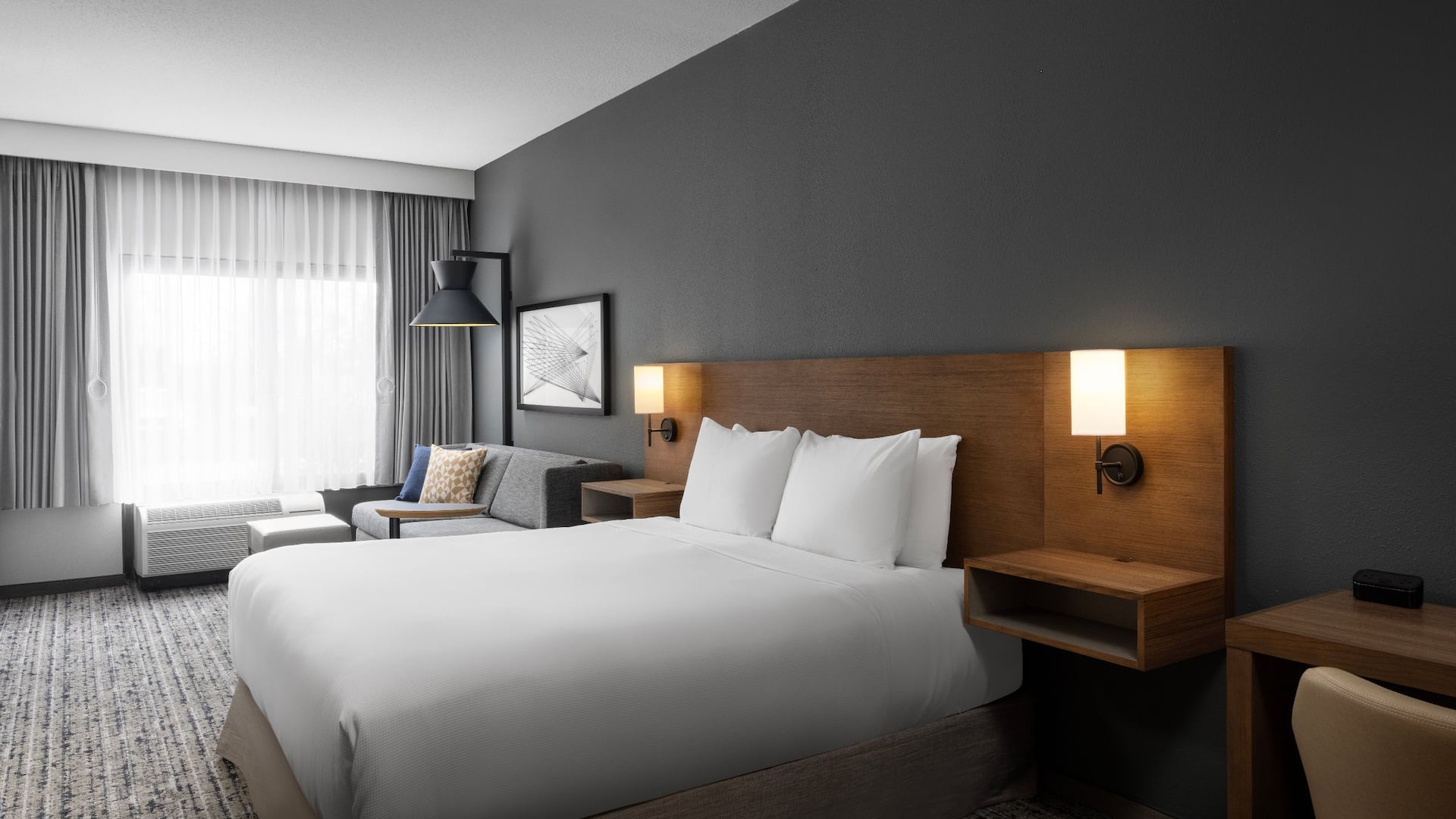 Hyatt Place San Antonio/Riverwalk Accessible Guestroom King Bed