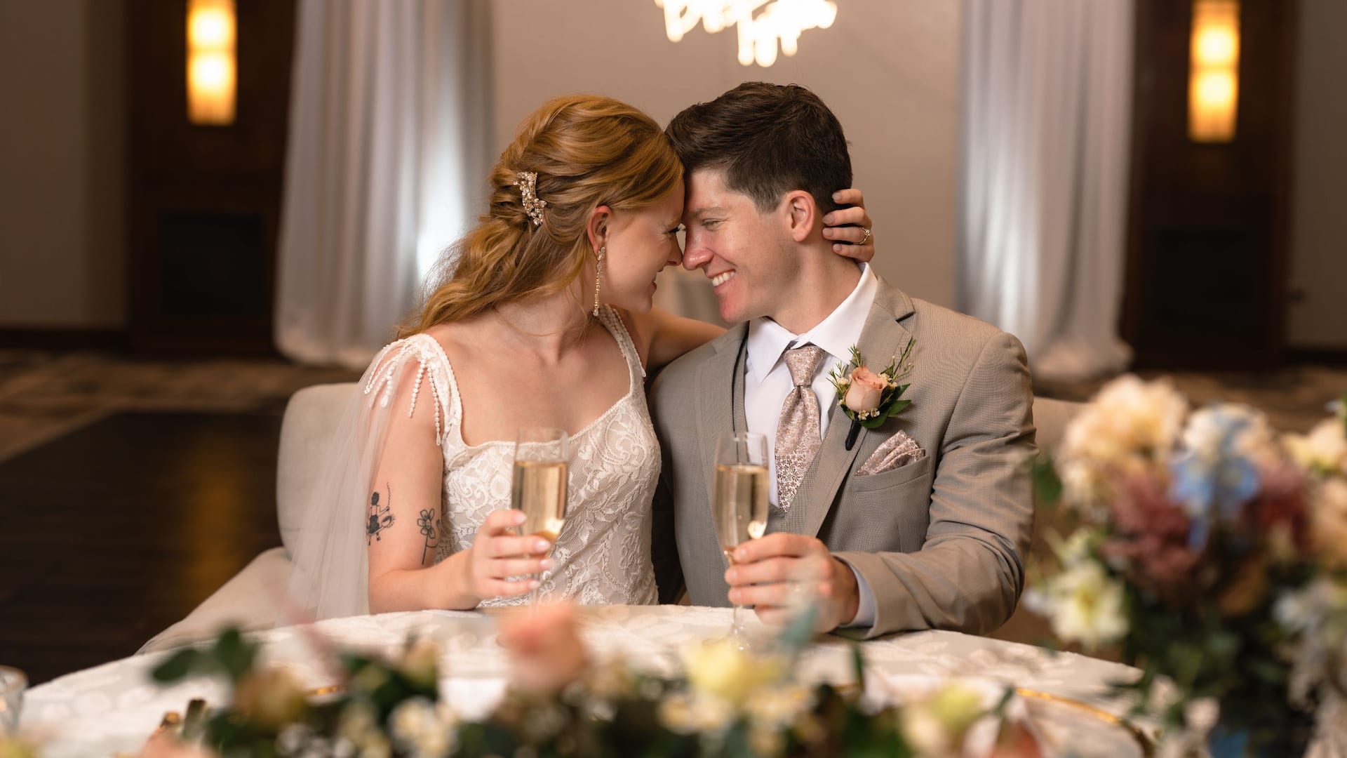 Hyatt Regency Coralville Hotel & Conference Center Head Table Lifestyle