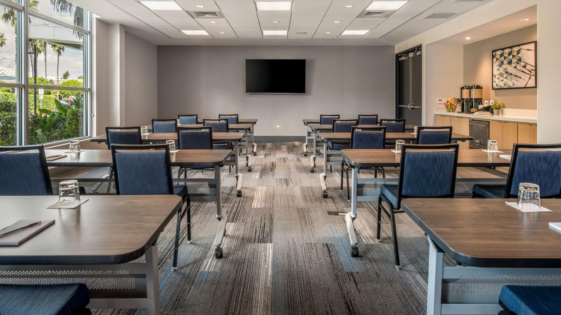 2 of 3 Hyatt House Irvine/John Wayne Airport Classroom