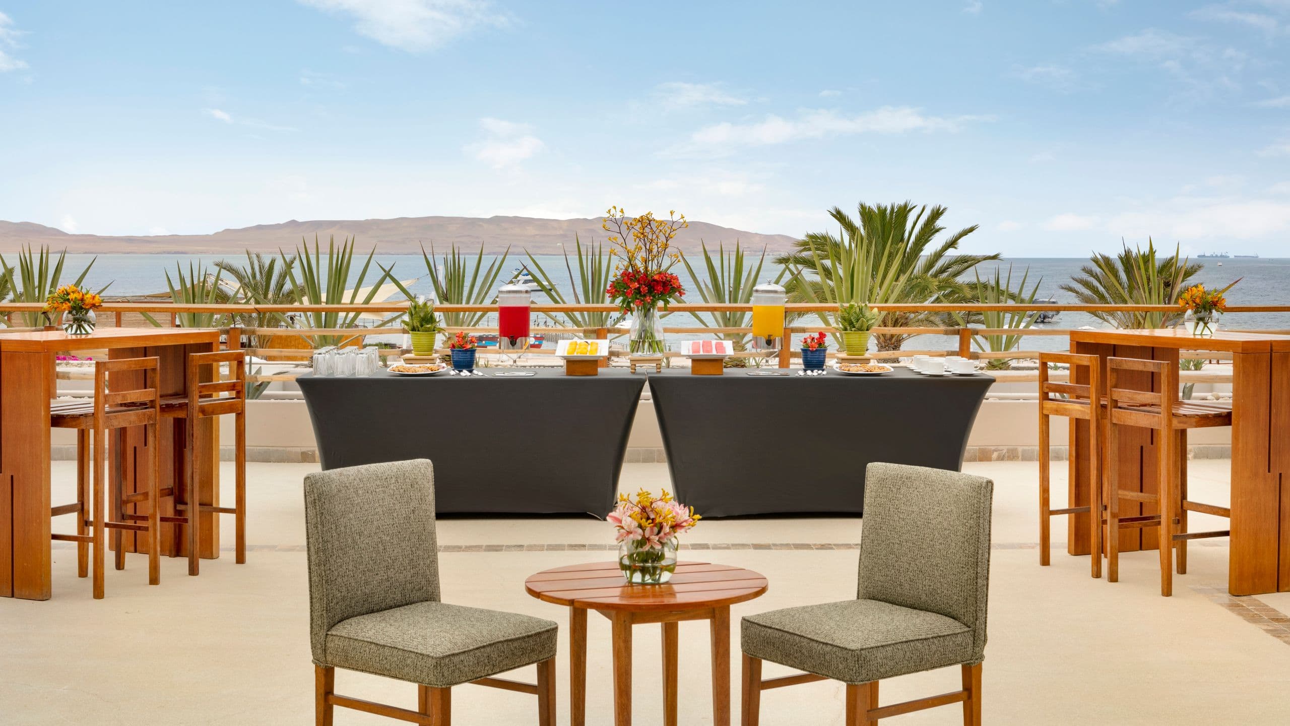 1 de 1 The Legend Paracas Resort Salon Bahia Patio