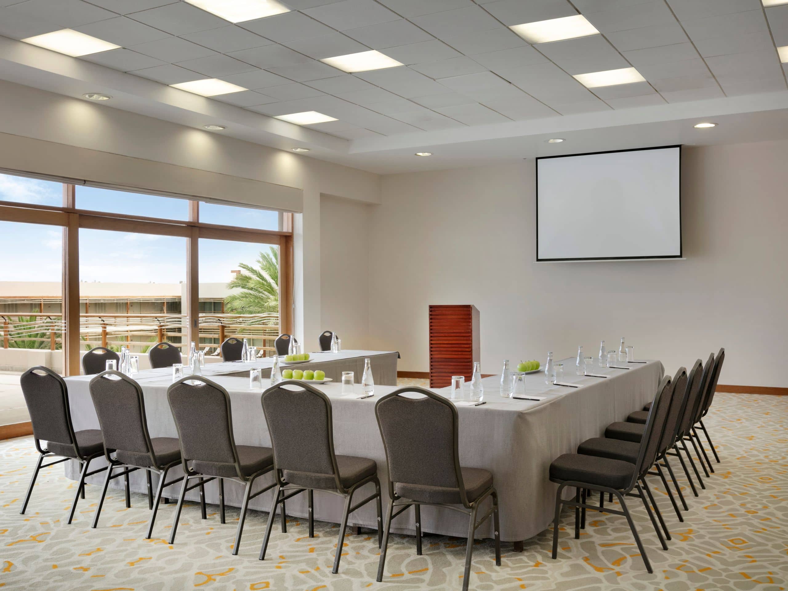 The Legend Paracas Resort Salon Bahia U-Shape Set-Up