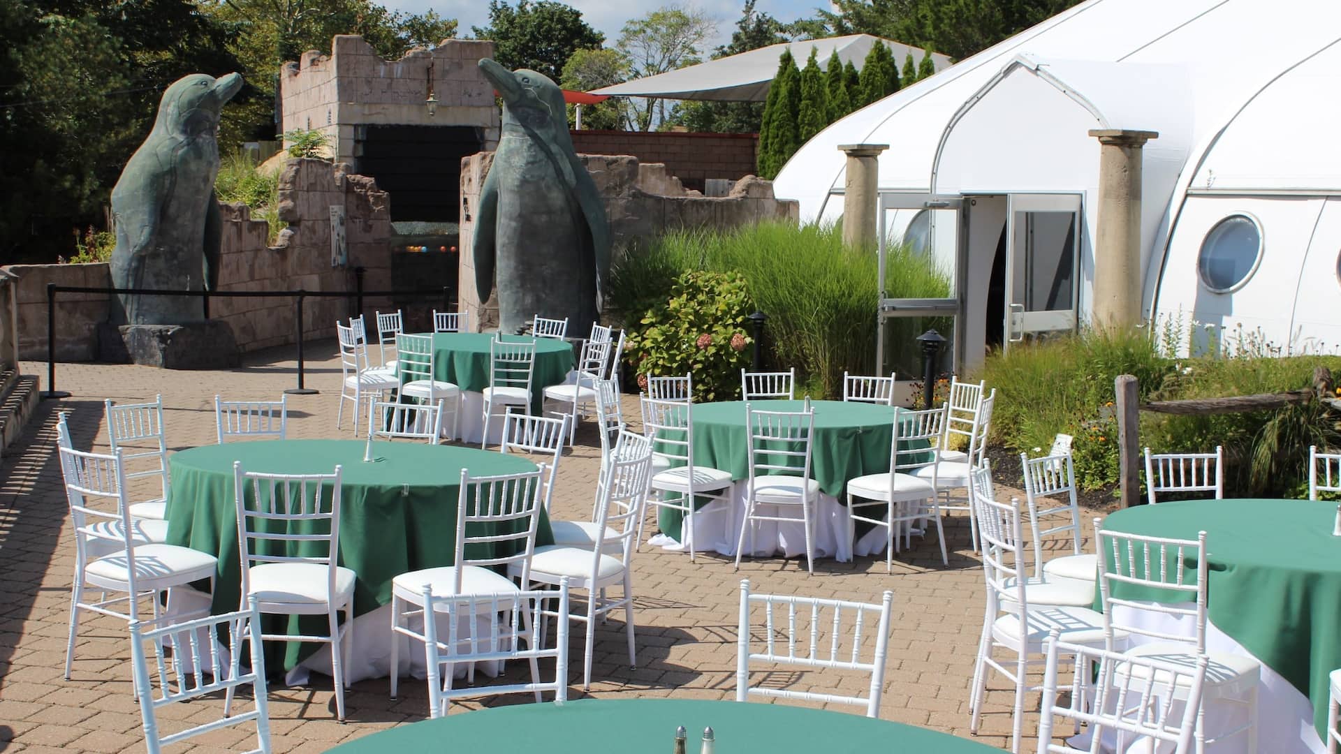 1 of 1 Hyatt Place Long Island/East End Riverfront Room Outside