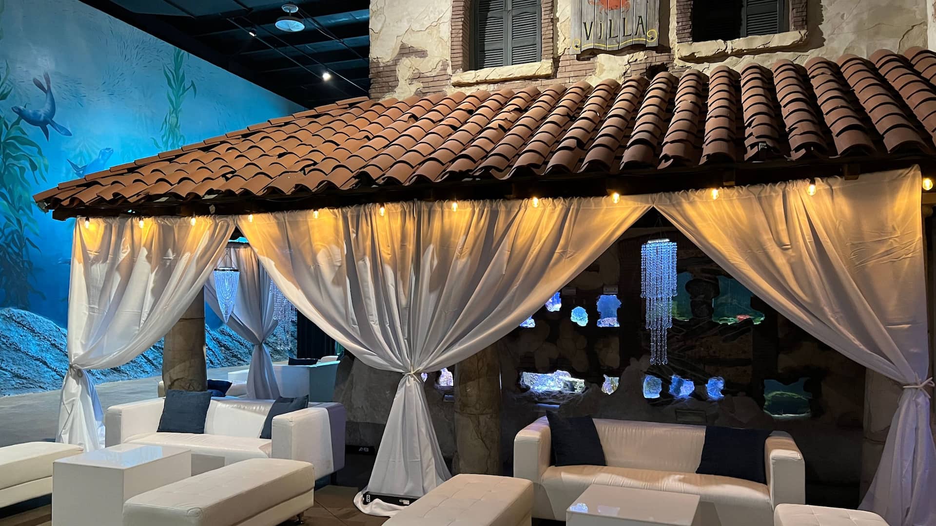 2 of 2 Hyatt Place Long Island/East End Shark Room Crab Villa