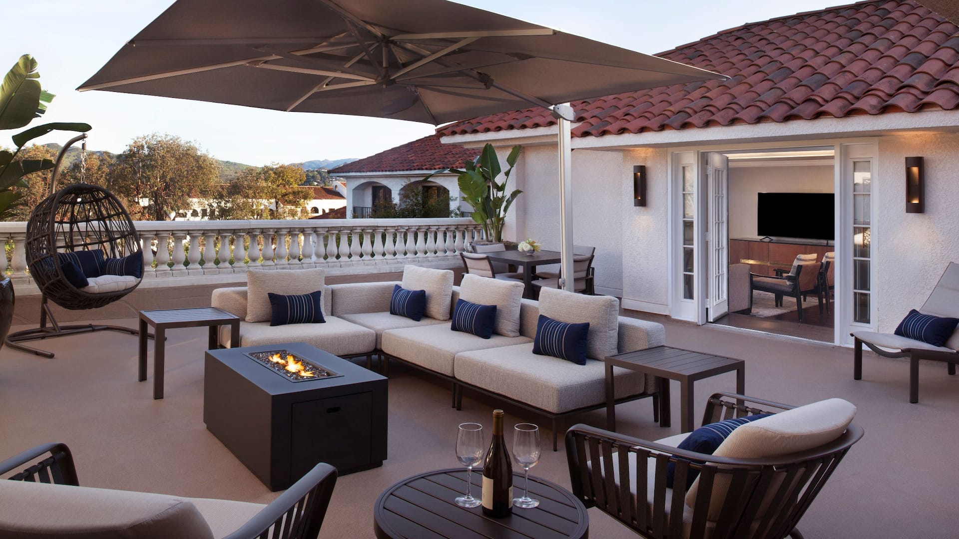 Hyatt Regency Westlake Promenade Suite Patio Room