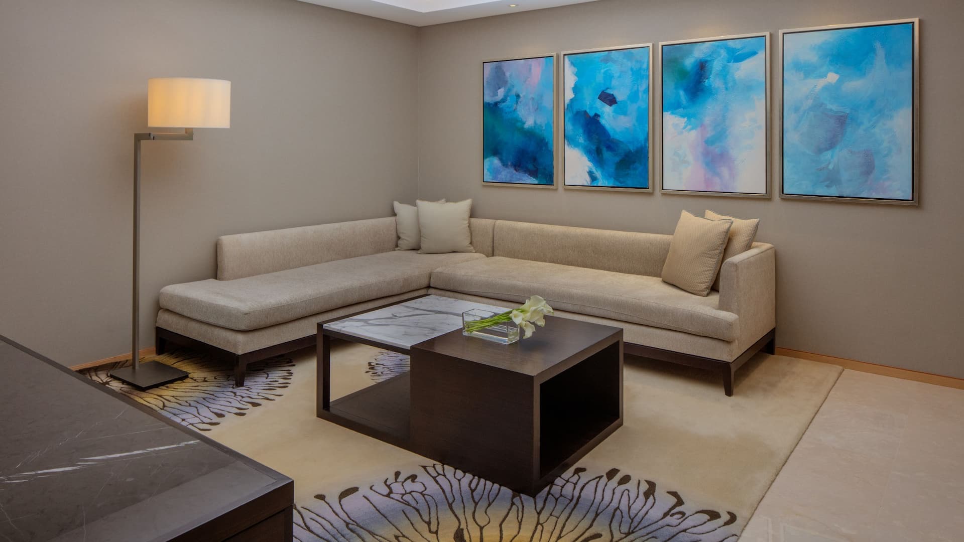 7 من 10 Hyatt Regency Riyadh Olaya Living Room Presidential Suite Second