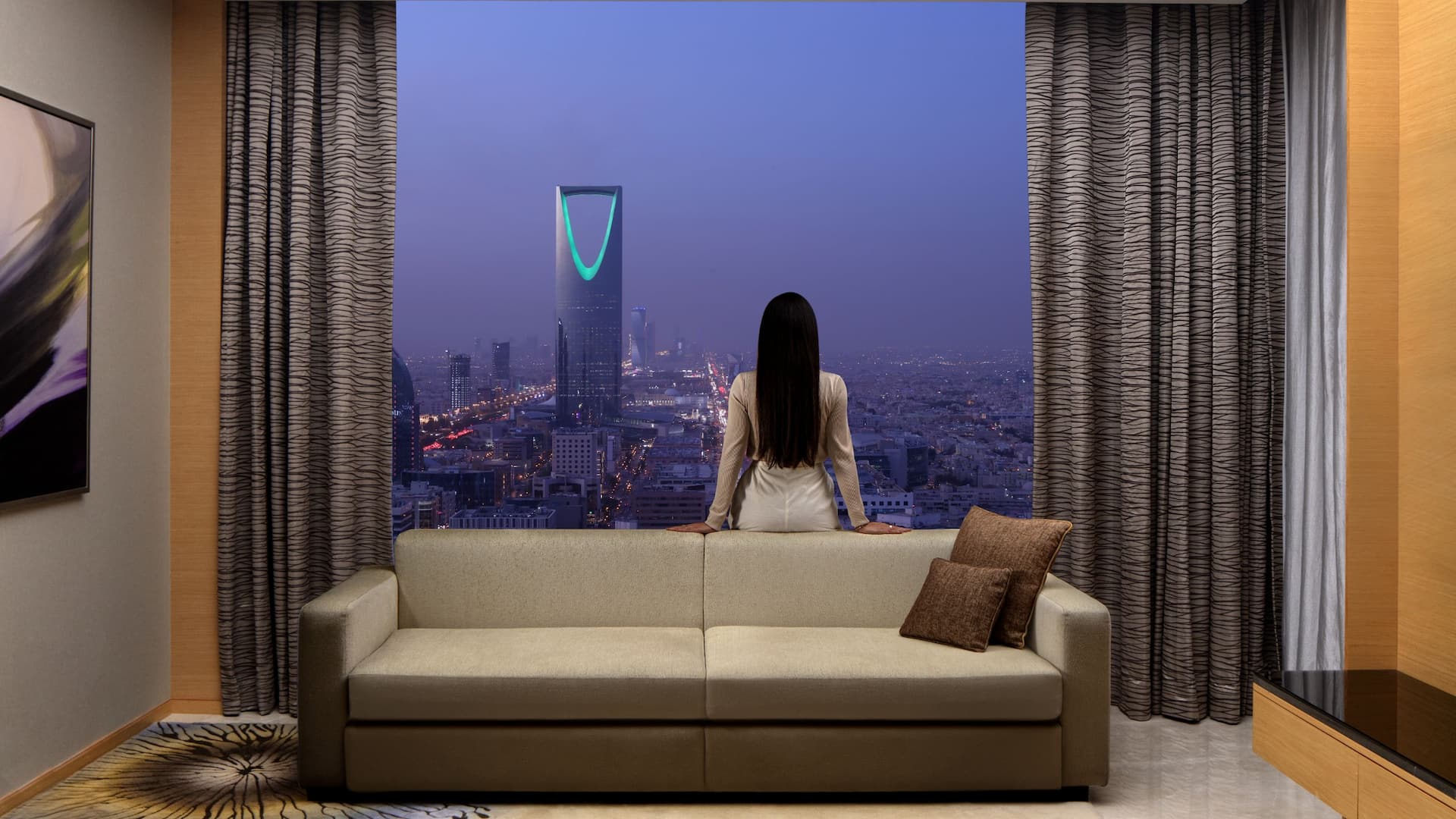 Hyatt Regency Riyadh Olaya Suite City View
