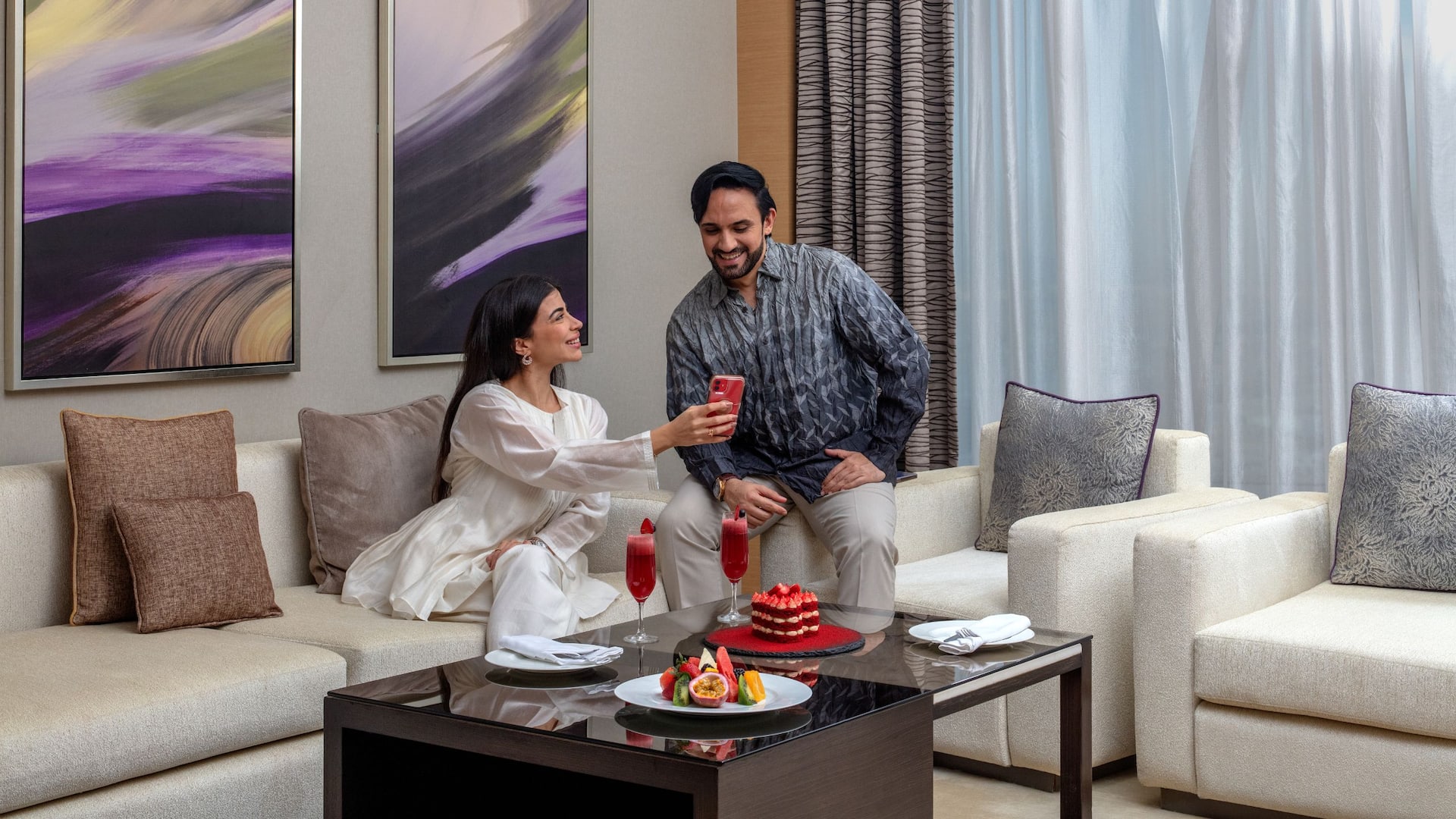 Hyatt Regency Riyadh Olaya Suite Room Couples