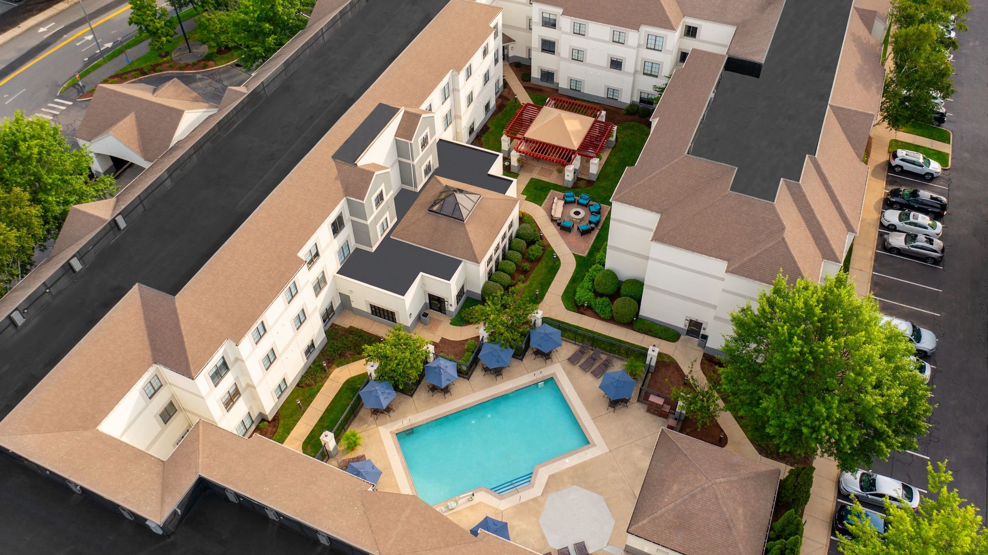 Hyatt House Boston/Burlington Hotel Aerial Patio Pool