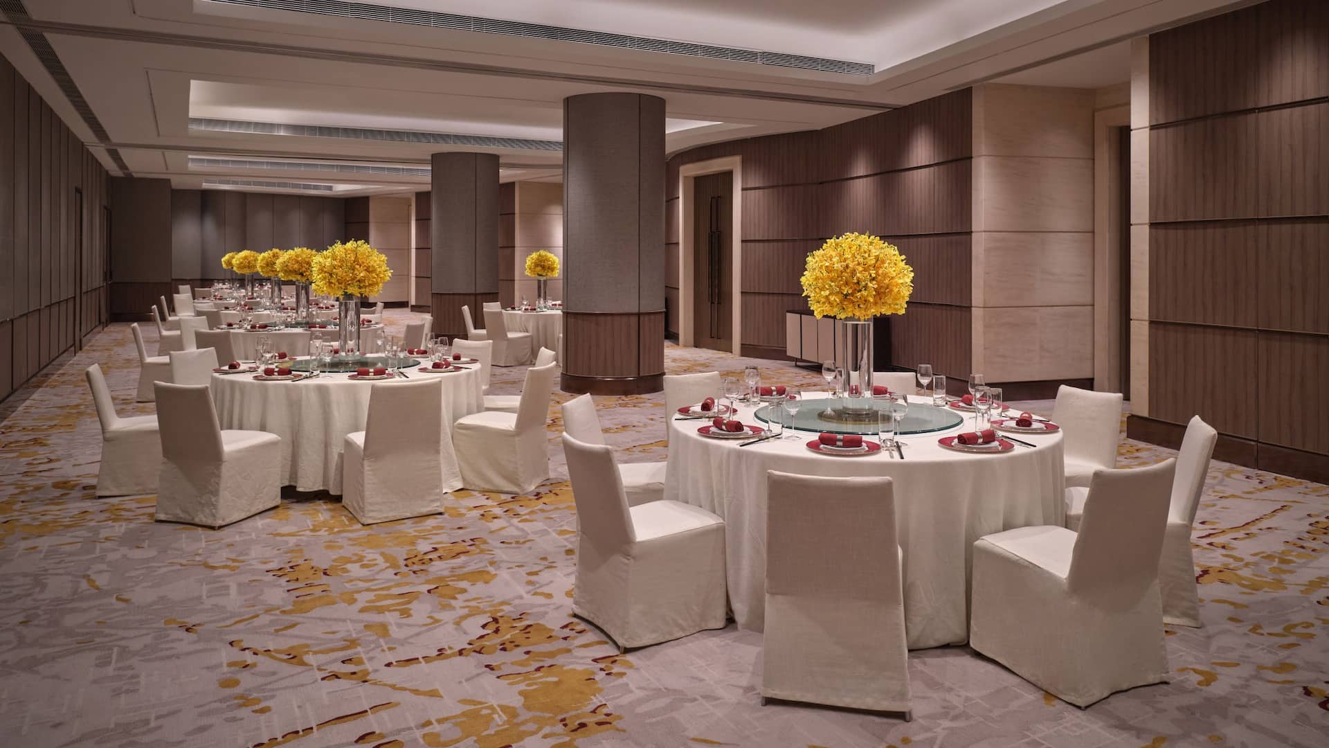 第 1，共 1 Grand Hyatt Beijing Grand Salon Round Table Setup