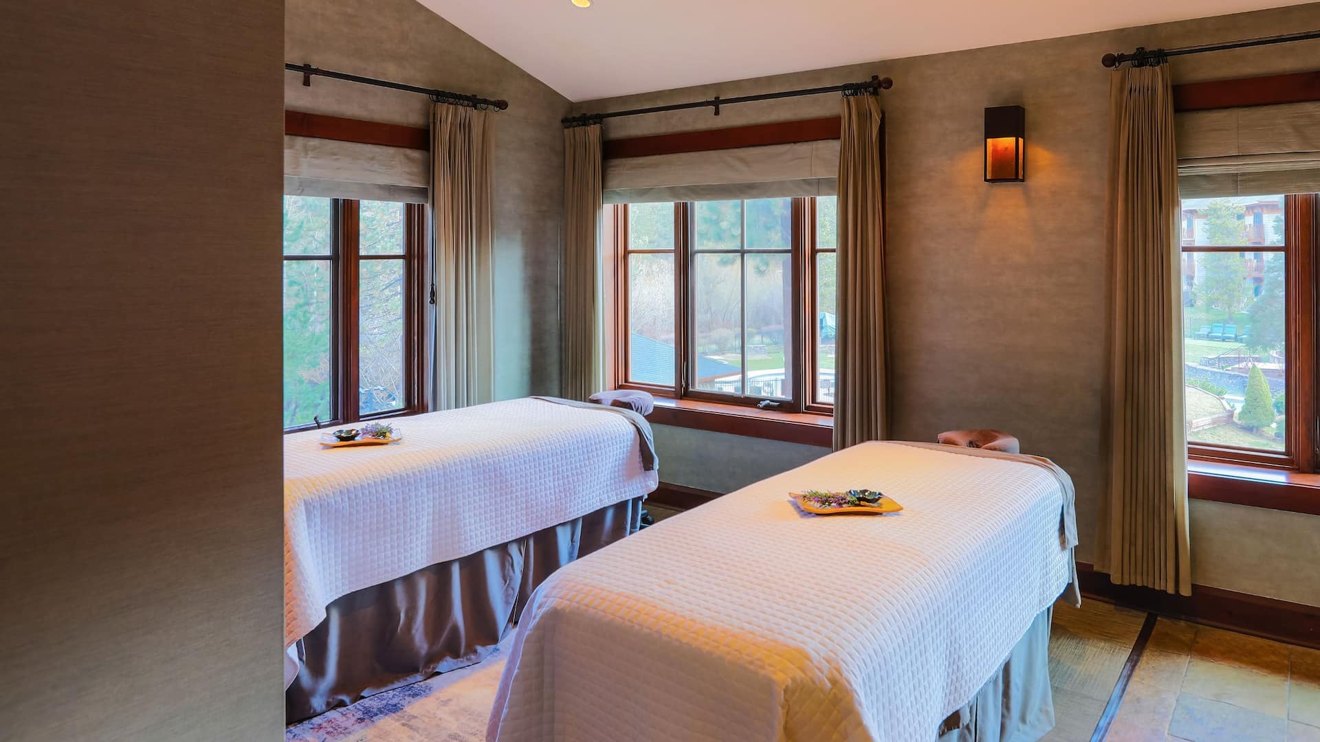Hyatt Regency Lake Tahoe Resort, Spa and Casino Stillwater Spa Couples Massage Tables