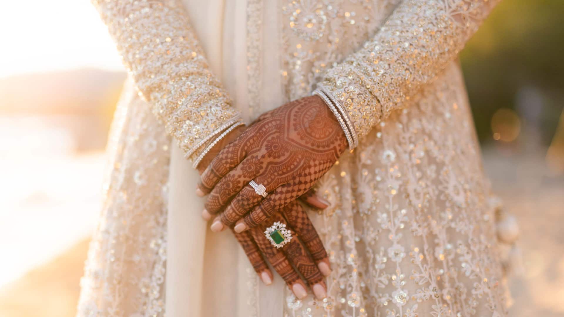 Hyatt Regency Lake Tahoe Resort, Spa and Casino Weddings Beach Mehndi
