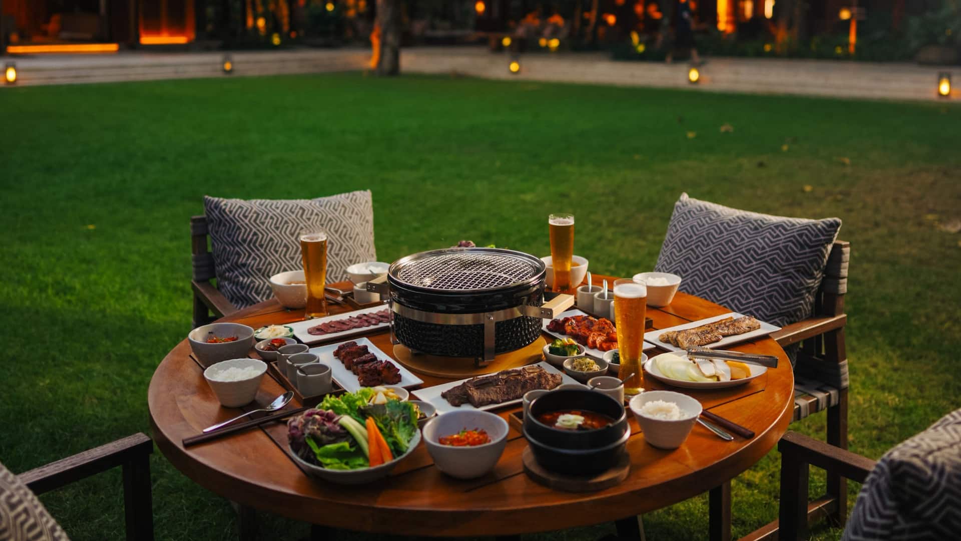 Andaz Bali Bbq Grill Ambience At Alun Alun