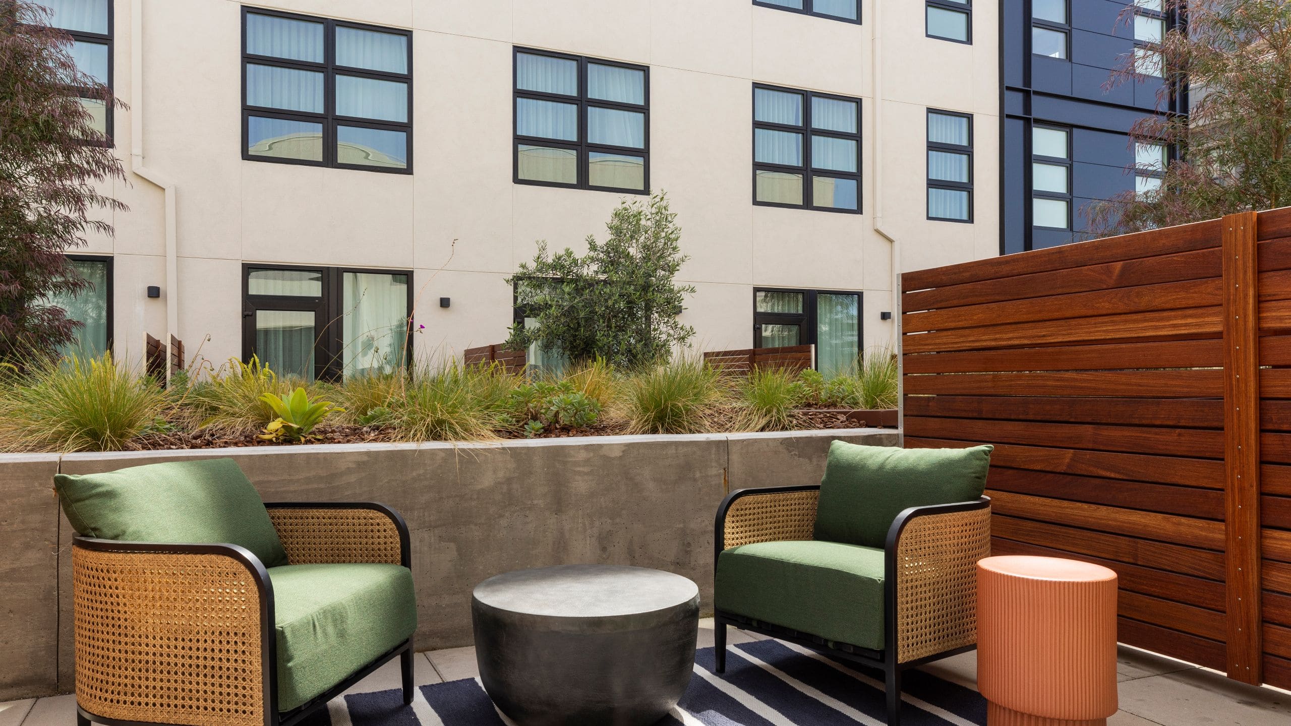 Kissel Uptown Oakland Terrace Courtyard View Daytime