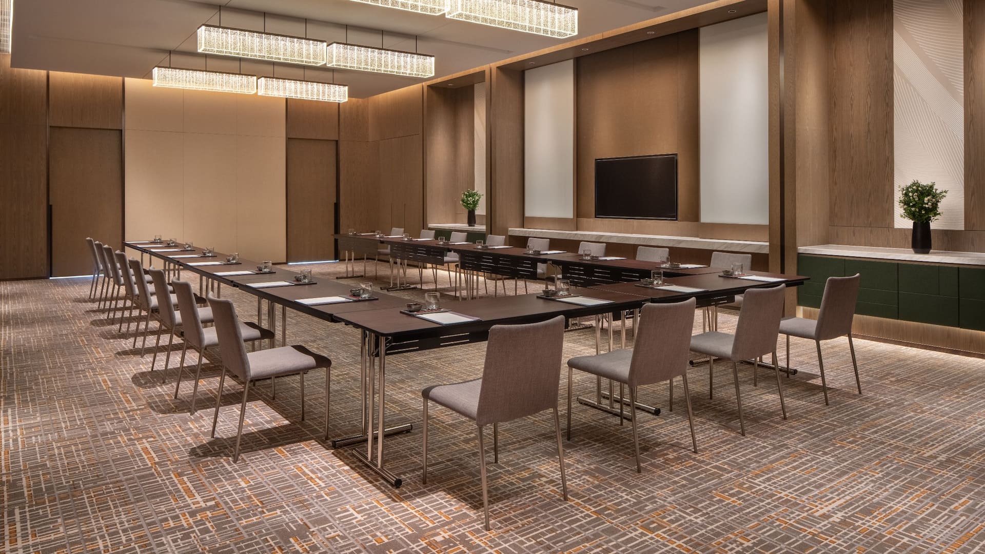 1 of 1 Hyatt Regency Changshu Kuncheng Lake Function Room U Sahe Setup