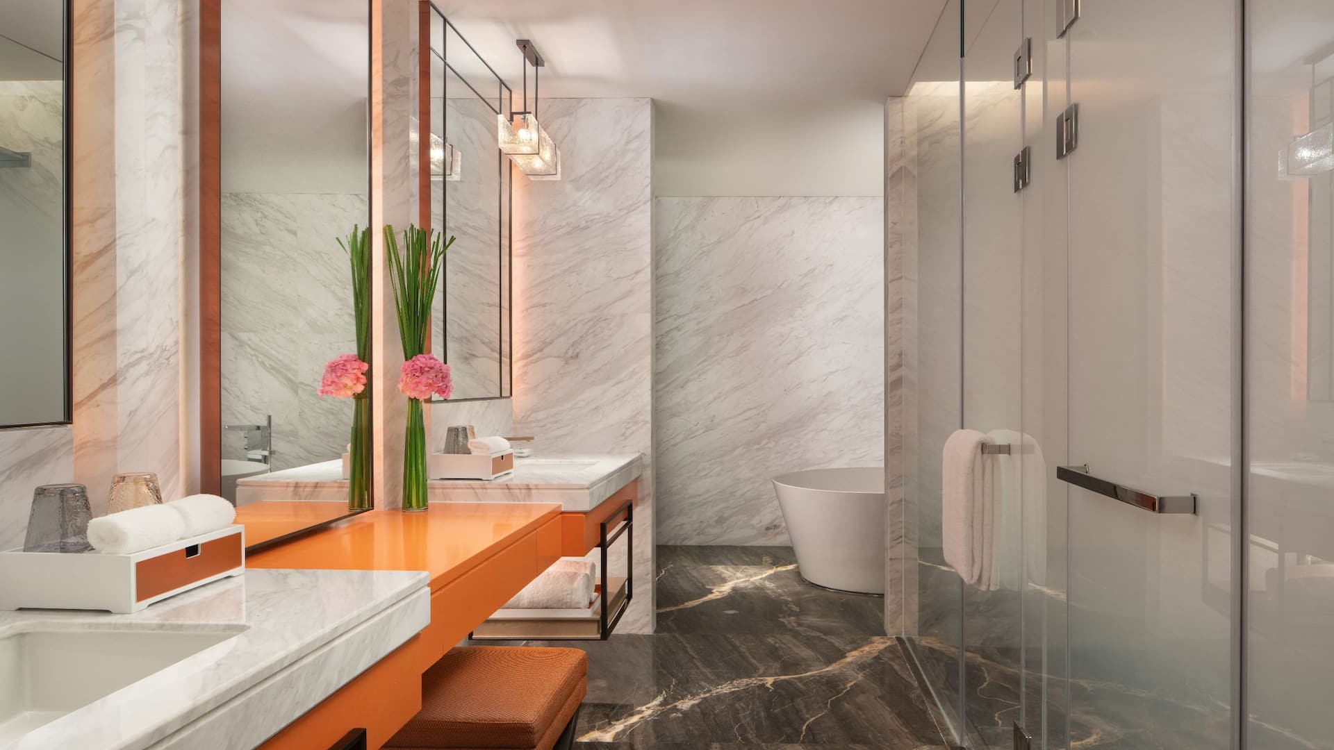 3 of 3 Hyatt Regency Changshu Kuncheng Lake Presidential Suite Bathroom