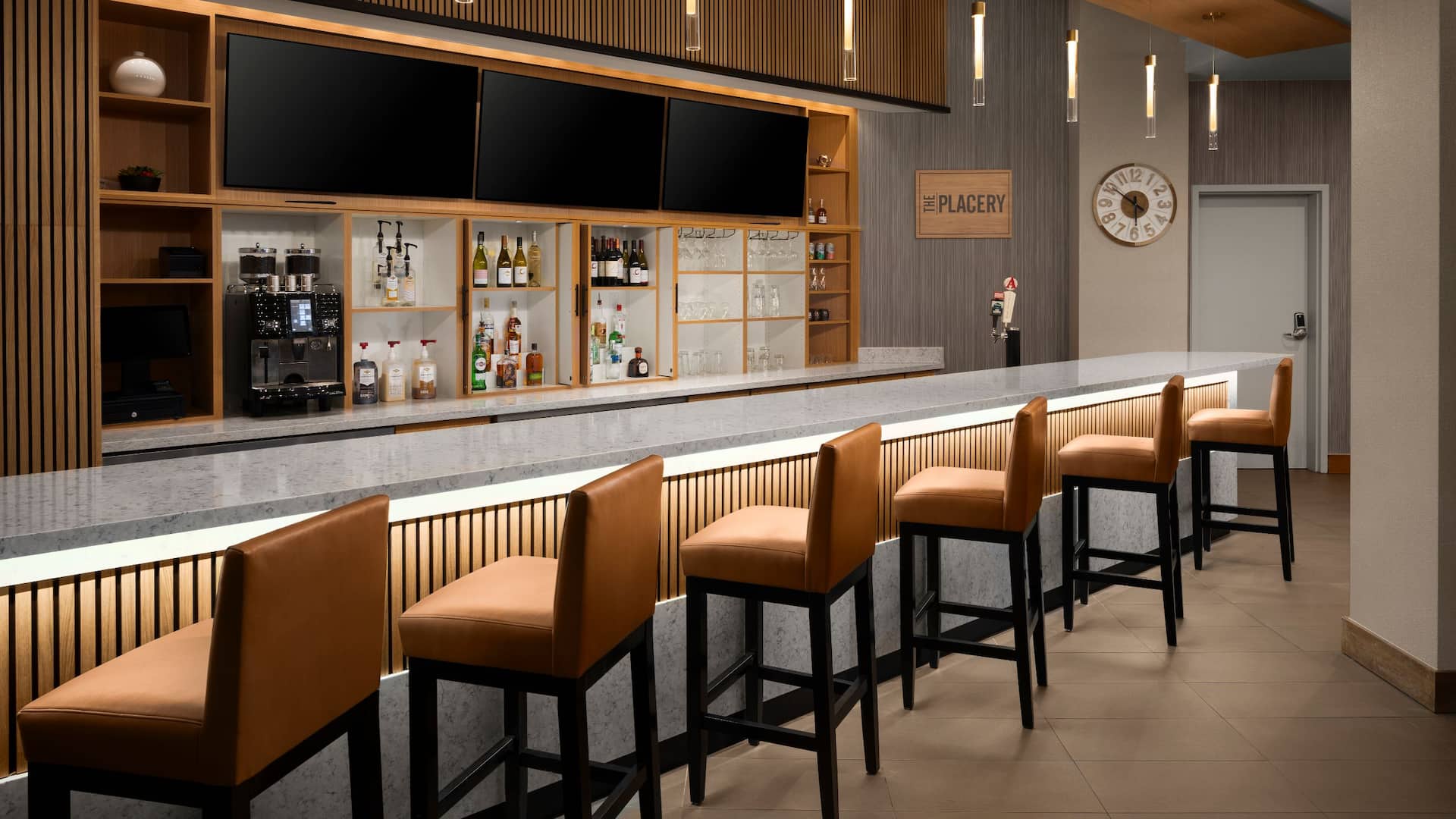 Hyatt Place Denver/Cherry Creek Hotel Bar - The Placery