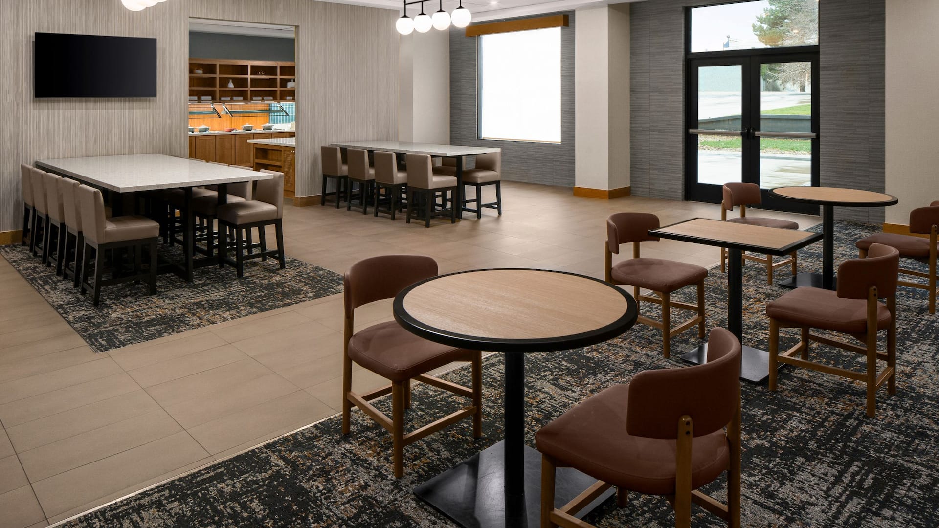 Hyatt Place Denver/Cherry Creek Breakfast Seating