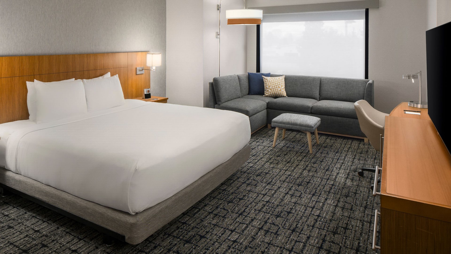 2 de 5 Hyatt Place Denver/Cherry Creek Accessible King Guest Room