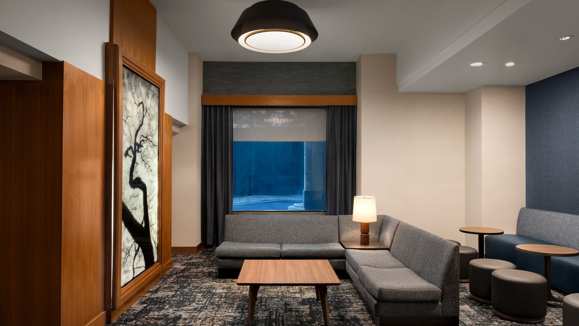 Hyatt Place Denver/Cherry Creek Lobby Seating
