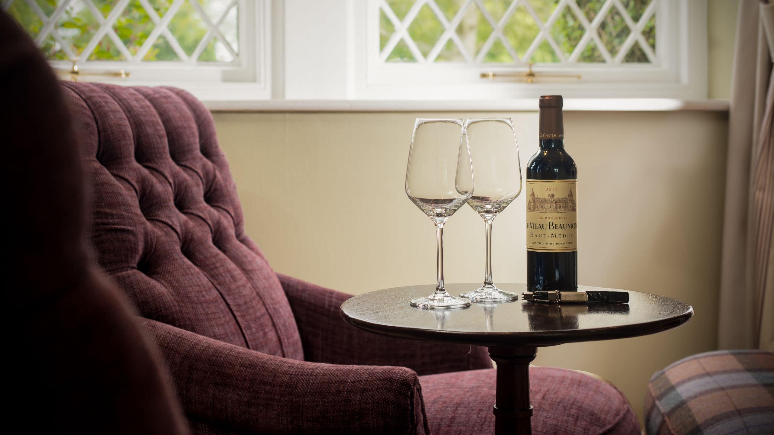 第 3，共 3 SCHLOSS Roxburghe Courtyard Duplex Suite Wine