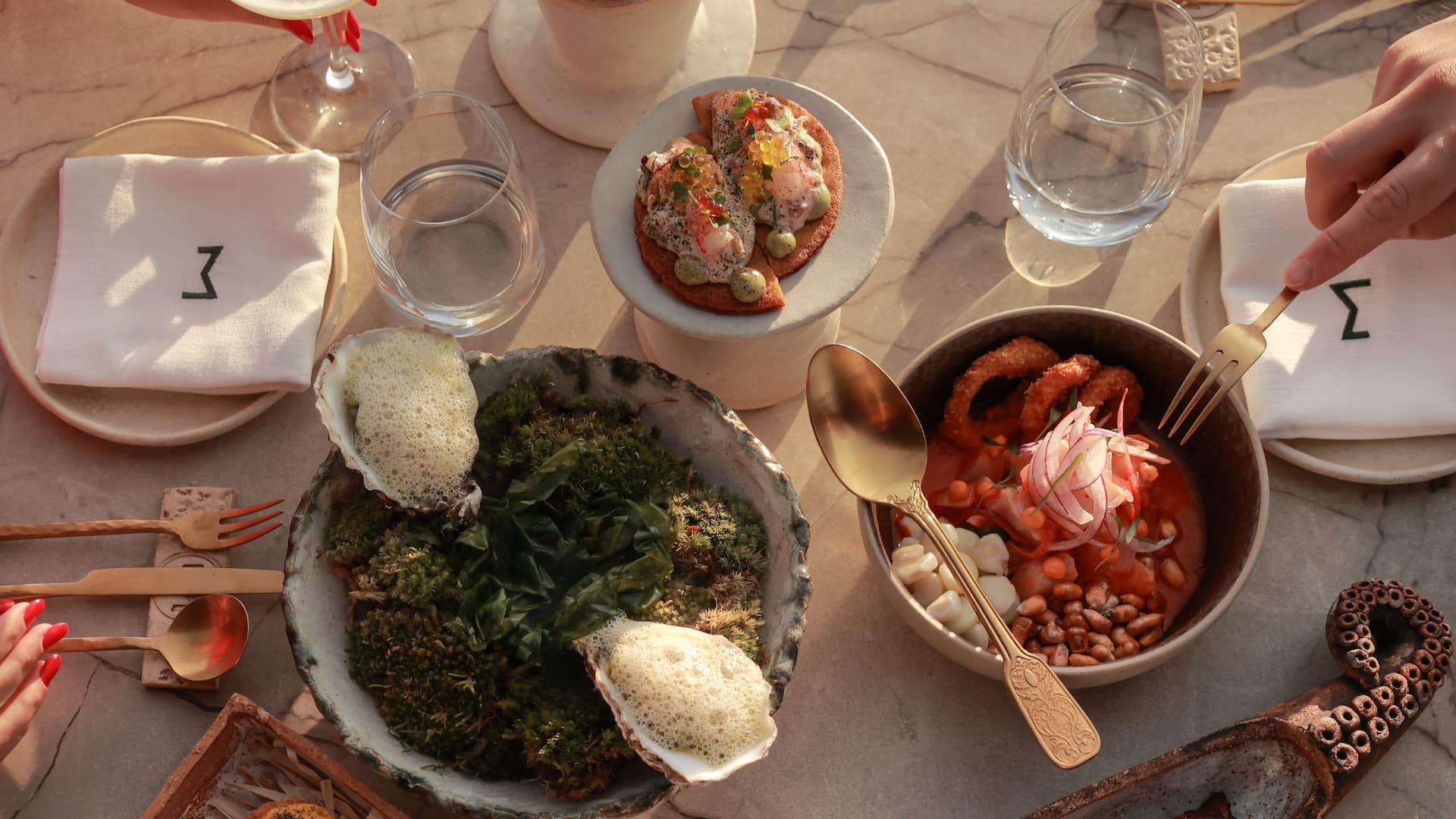 2 de 7 Grand Hyatt Barcelona Maymanta Oysters