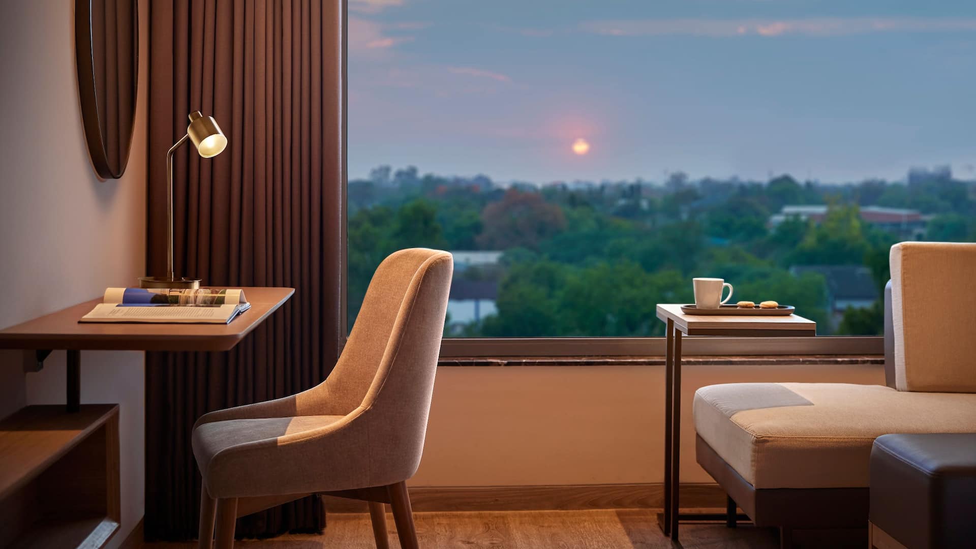 Hyatt Place Aurangabad Airport Two Twin Beds Study Table