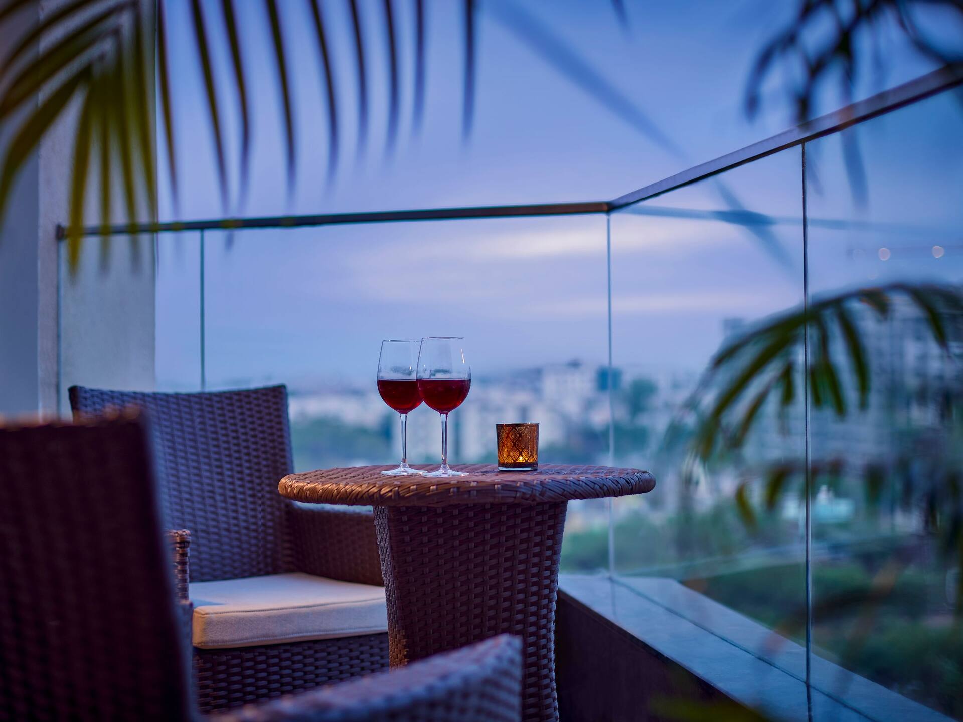 Hyatt Place Aurangabad Airport One Bedroom King Suite Balcony Wine