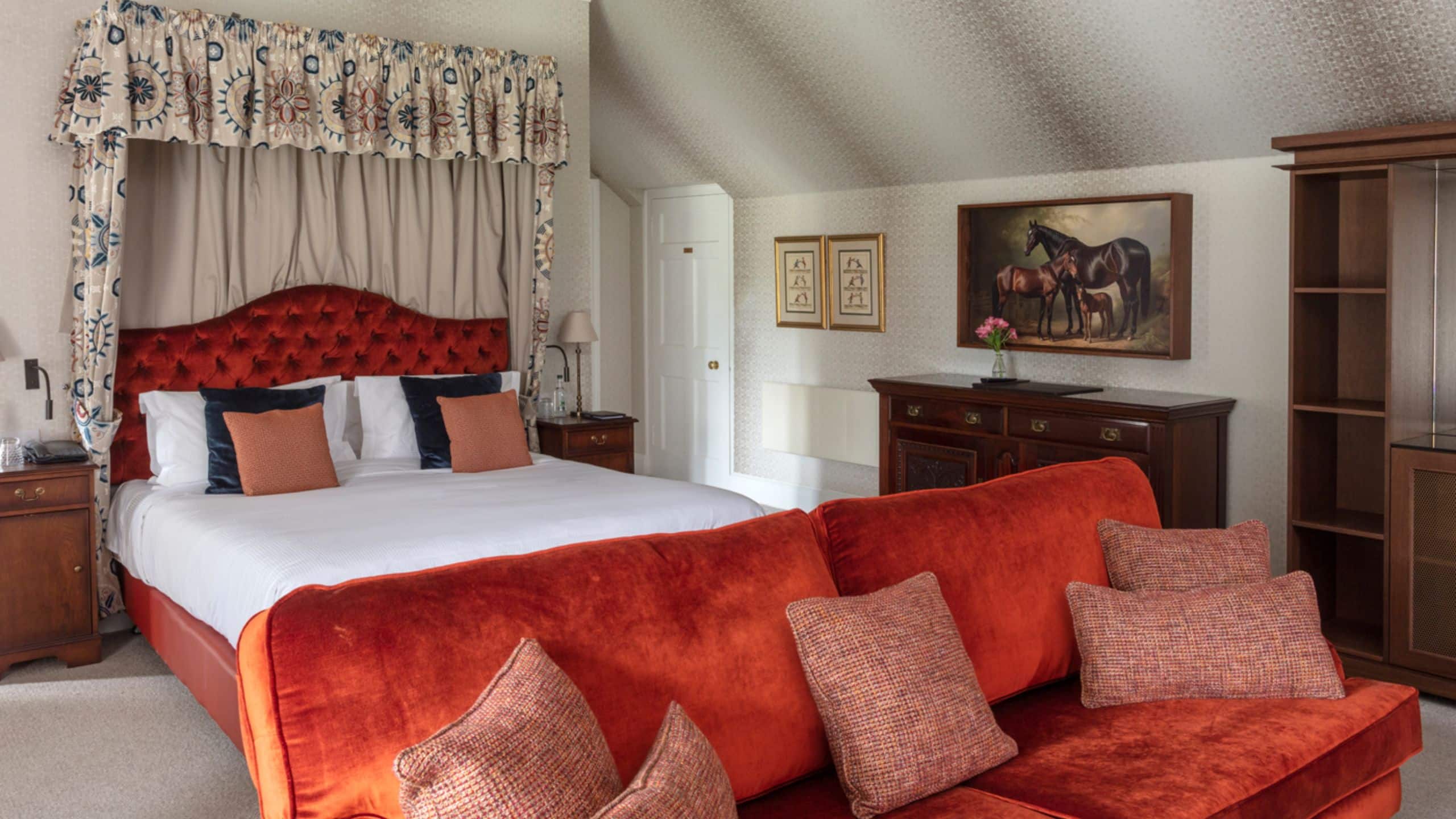 第 3，共 3 SCHLOSS Roxburghe Castle Suite Bed