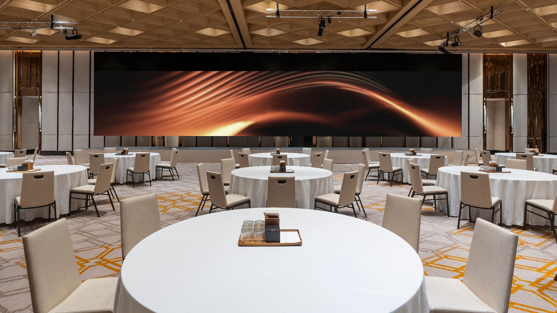 1 of 1 Hyatt Regency Bangkok Sukhumvit Regency Ballroom Led Screen